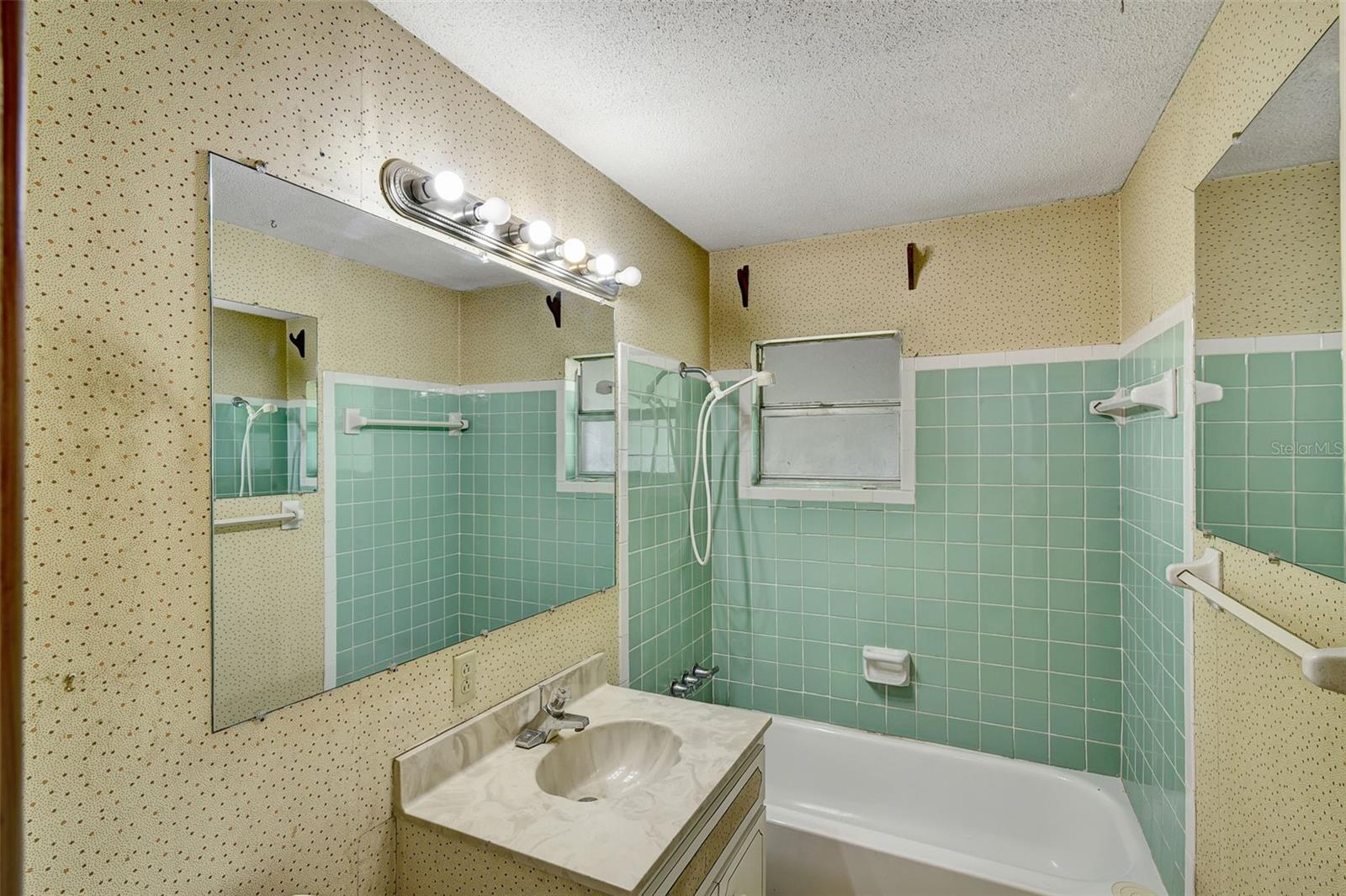 Image 33 of 67 For 1000 155th Street