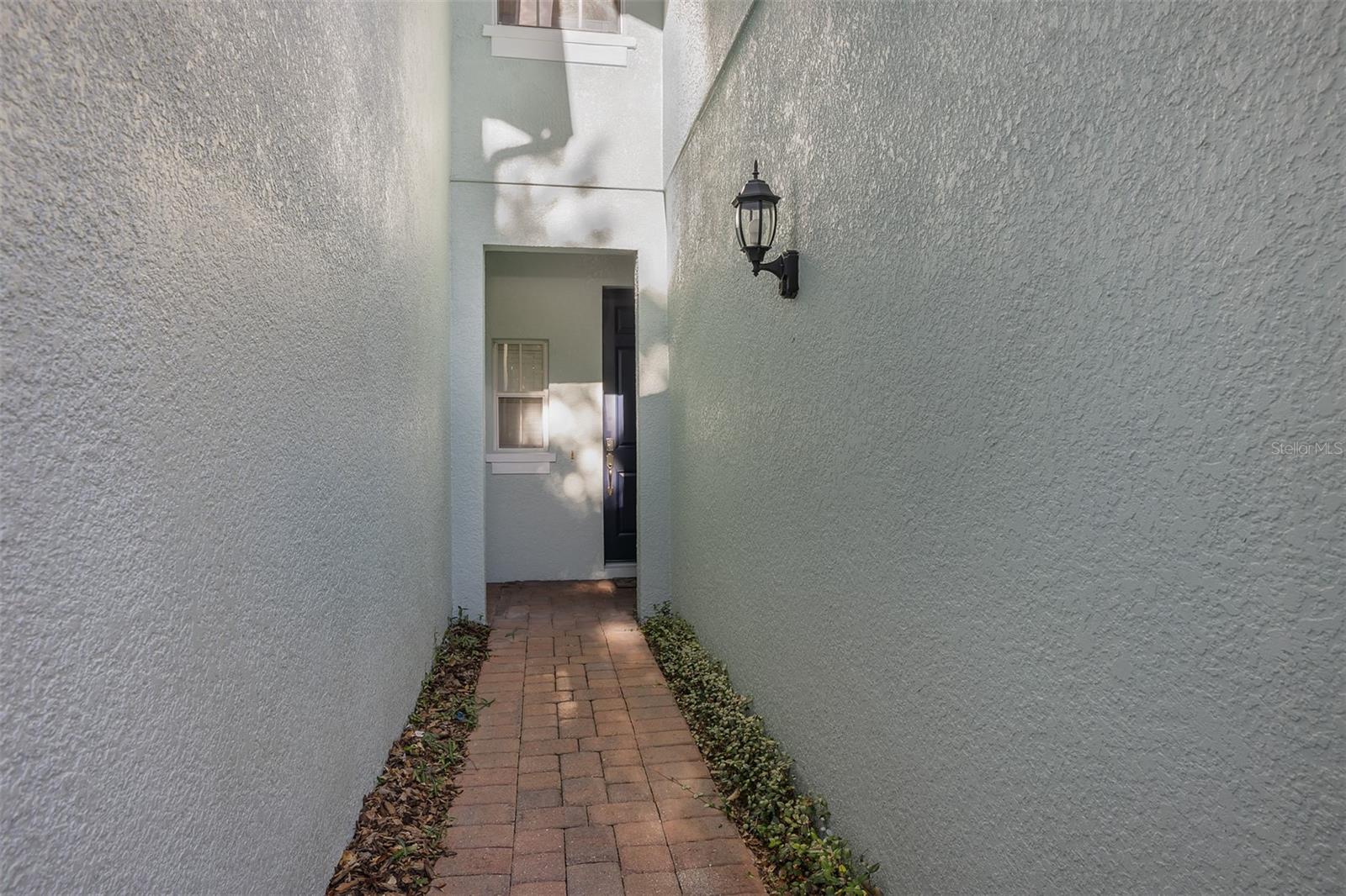 Image 2 of 29 For 6023 Strada Isle Way