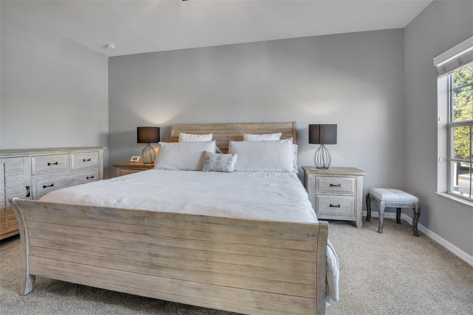 Image 24 of 29 For 6023 Strada Isle Way