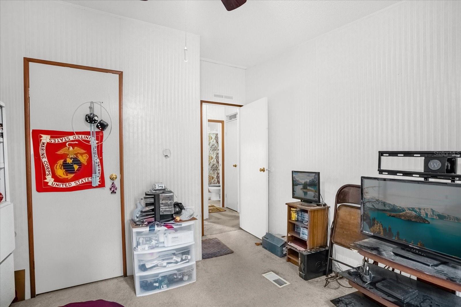 Image 12 of 31 For 8512 Treasure Island Road