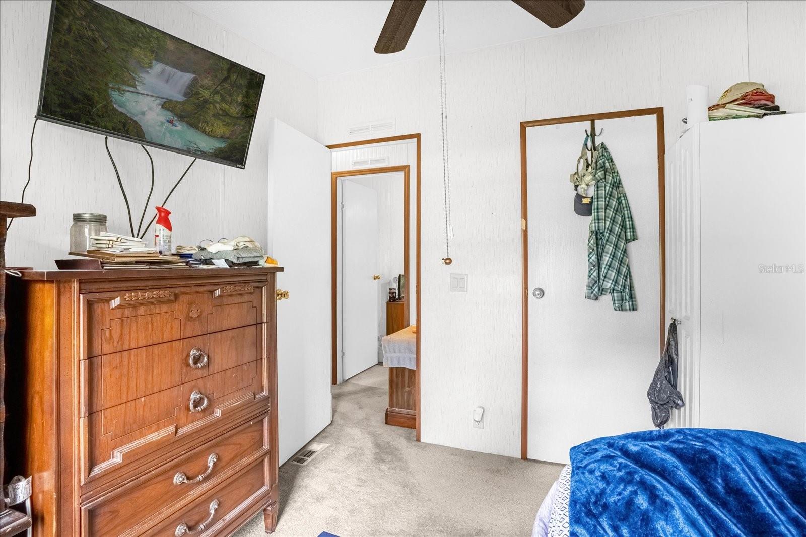 Image 15 of 31 For 8512 Treasure Island Road