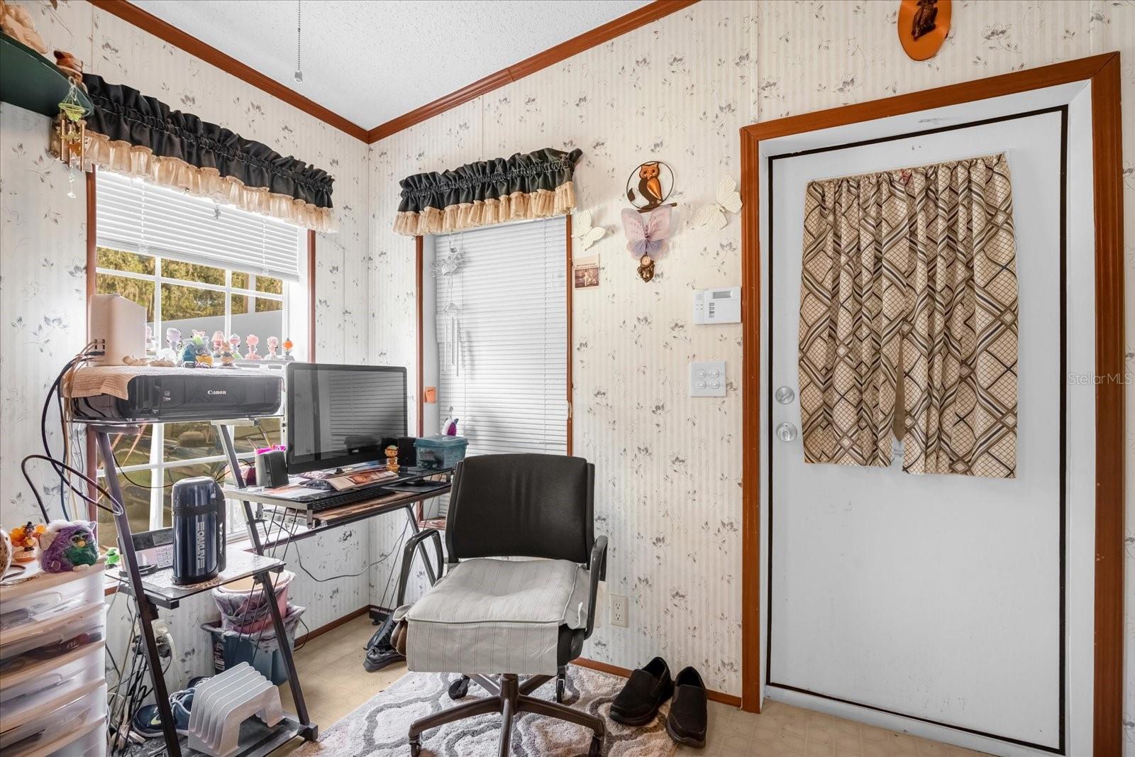 Image 17 of 31 For 8512 Treasure Island Road