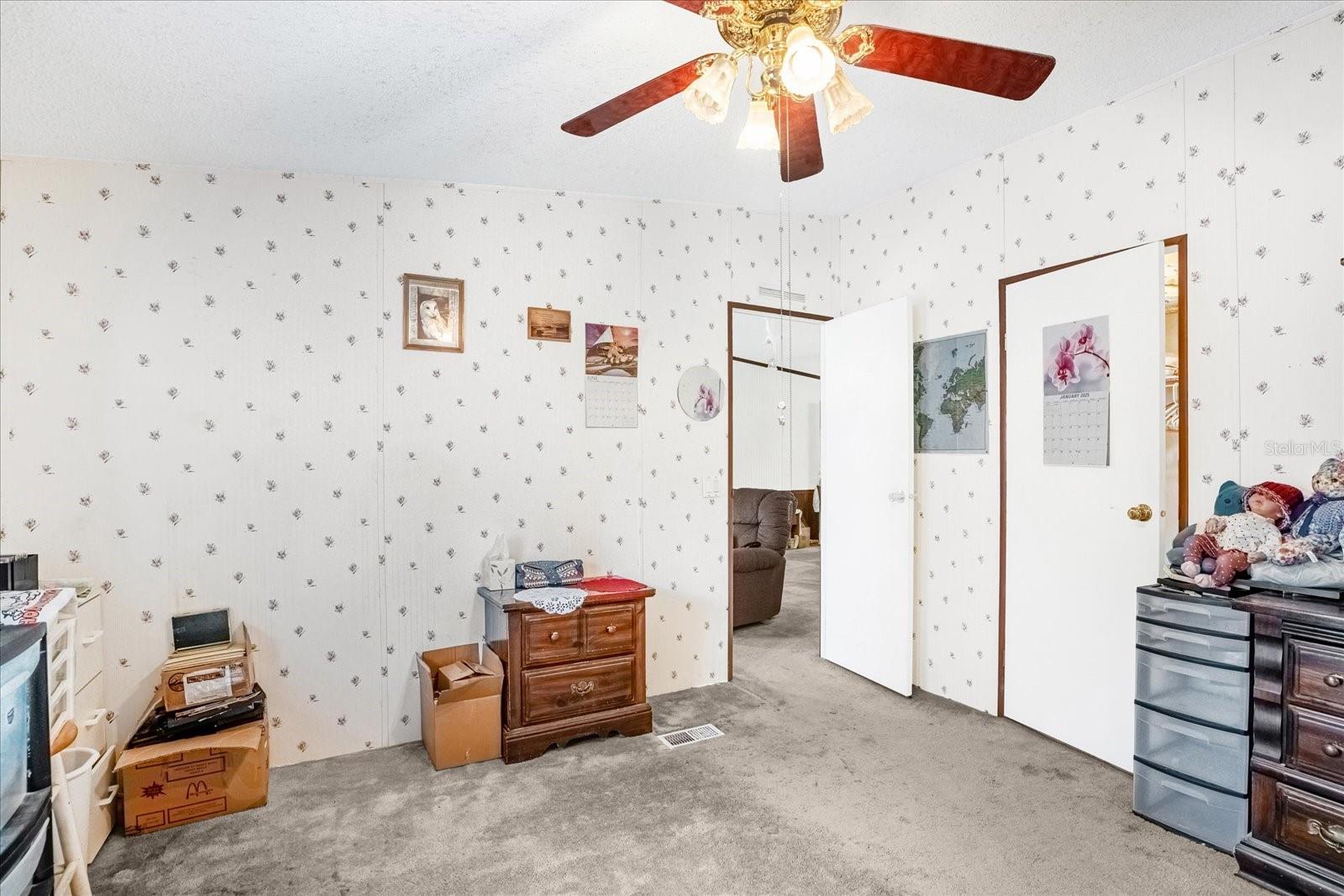 Image 9 of 31 For 8512 Treasure Island Road