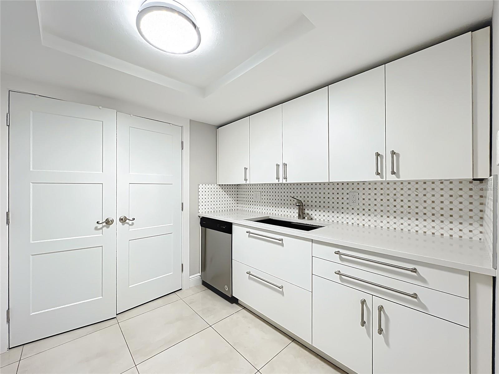 Image 14 of 68 For 117 Crown Oaks Way 117