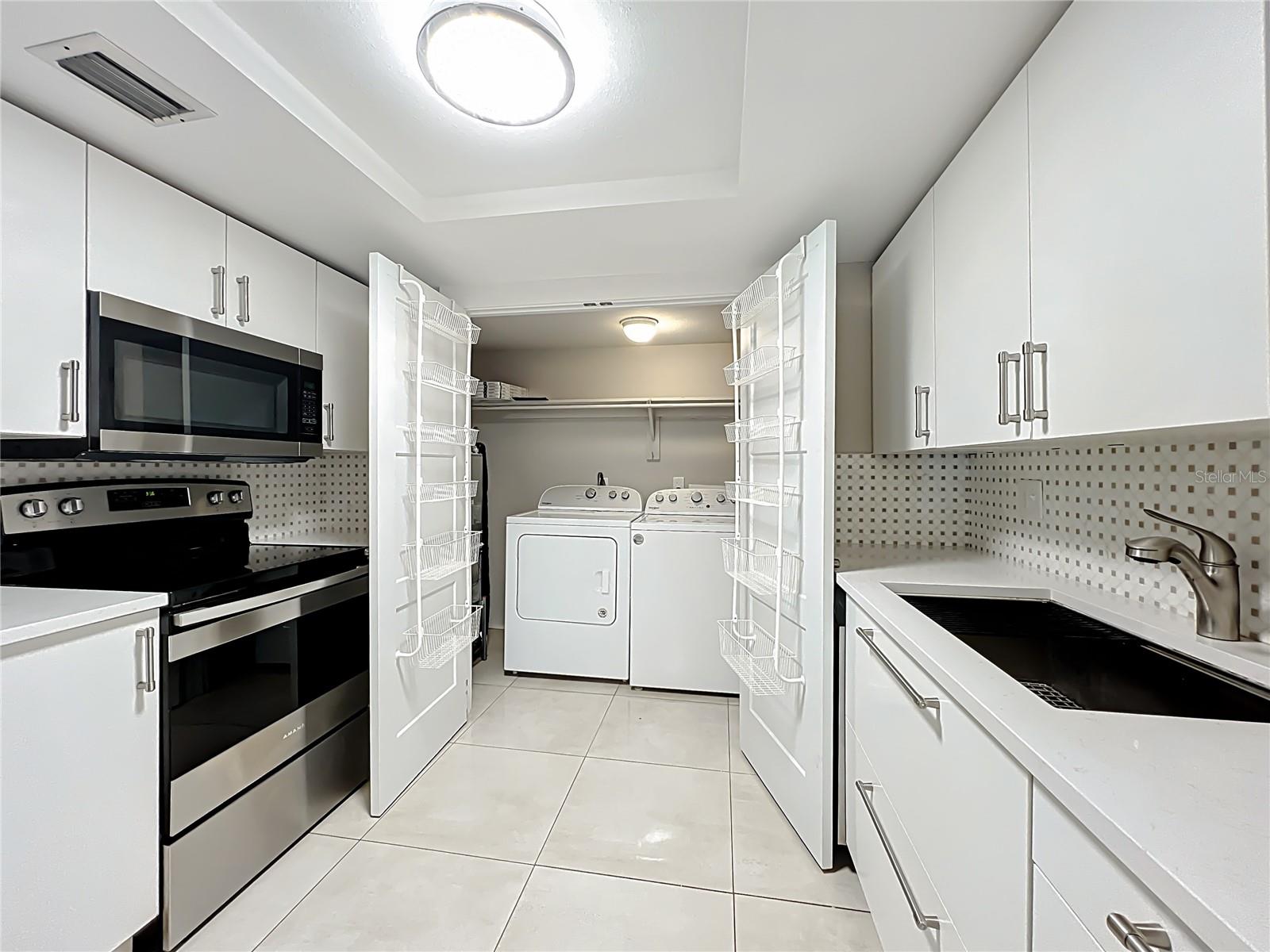 Image 18 of 68 For 117 Crown Oaks Way 117