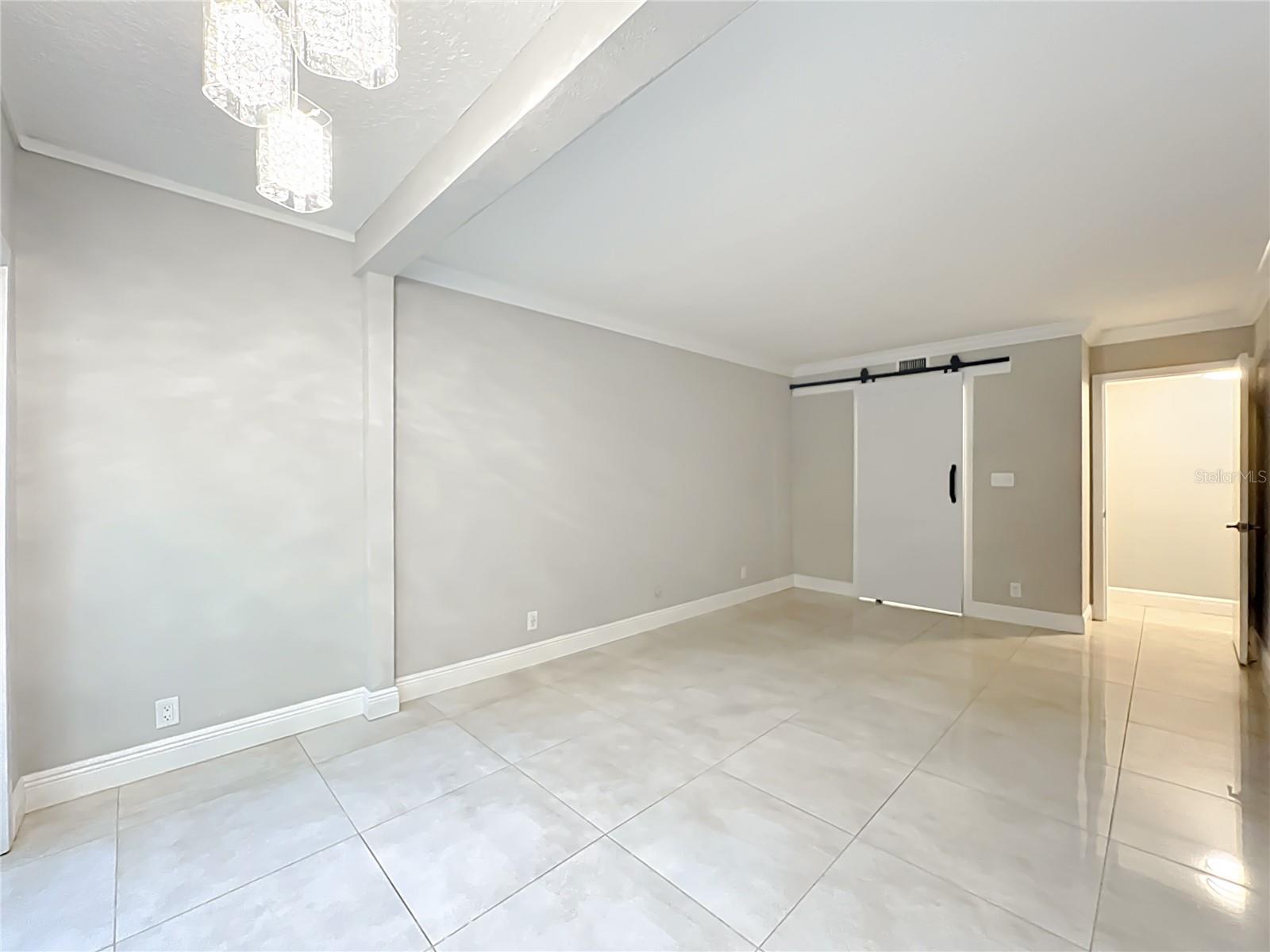 Image 26 of 68 For 117 Crown Oaks Way 117