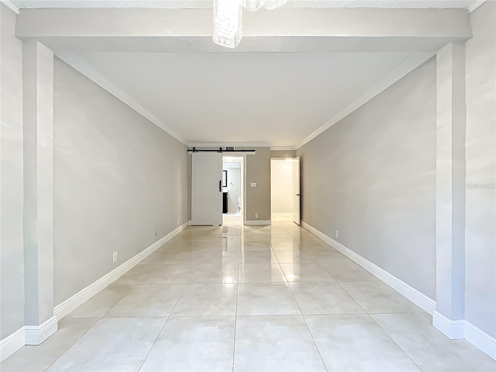 Image 27 of 68 For 117 Crown Oaks Way 117