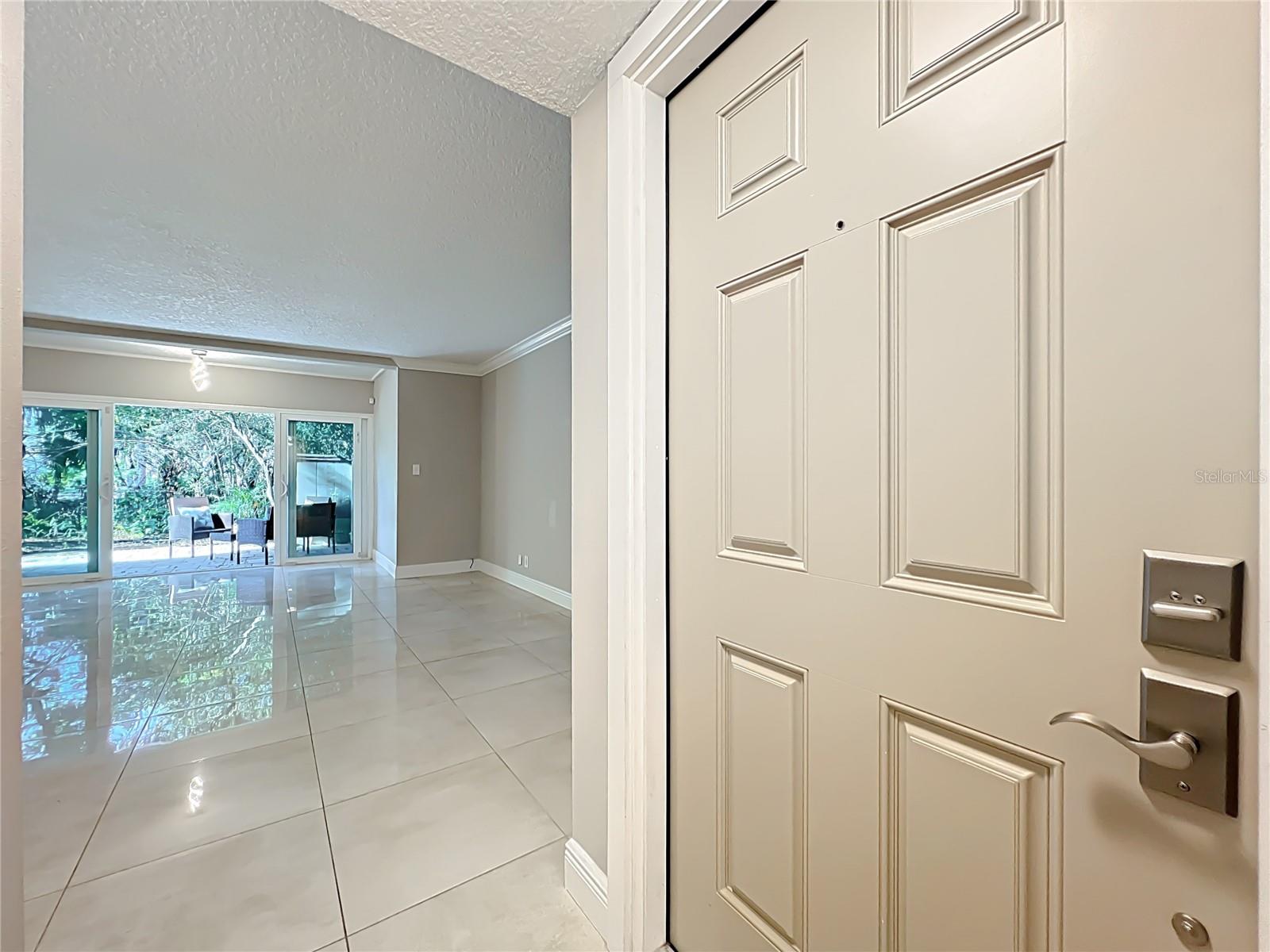 Image 3 of 68 For 117 Crown Oaks Way 117