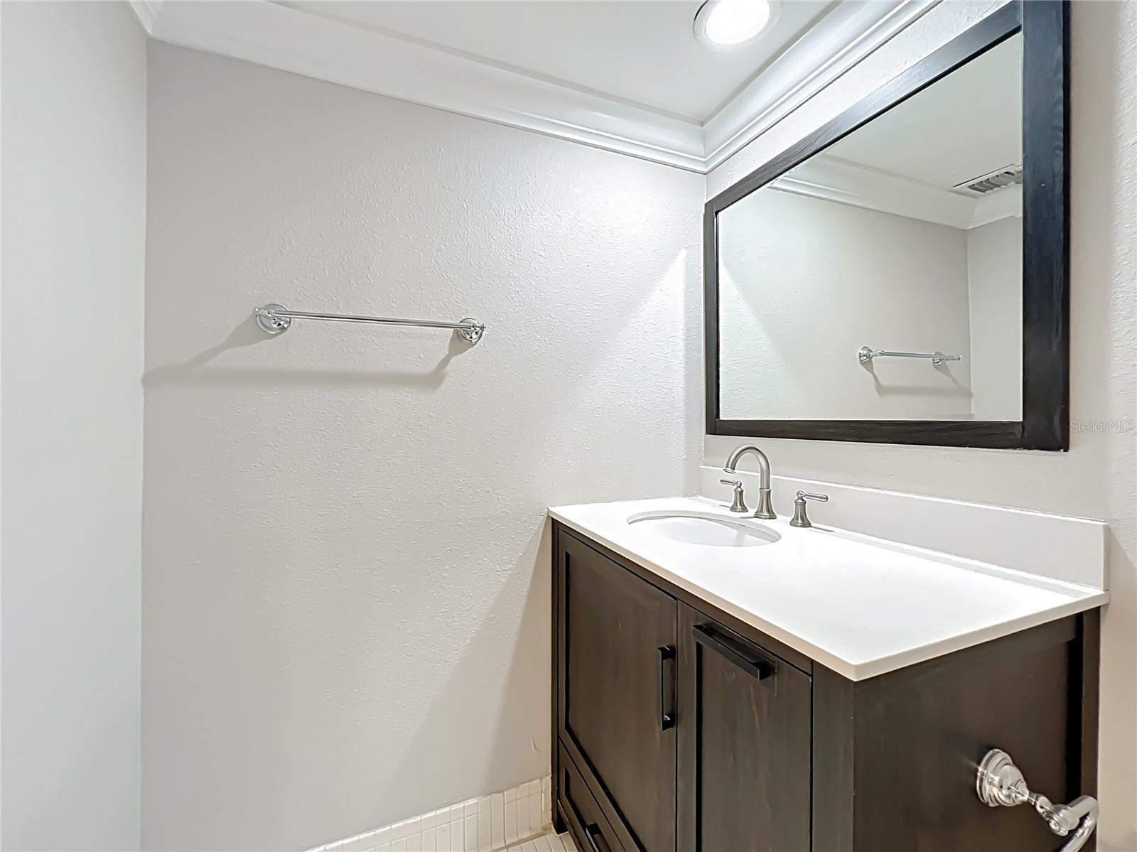 Image 34 of 68 For 117 Crown Oaks Way 117