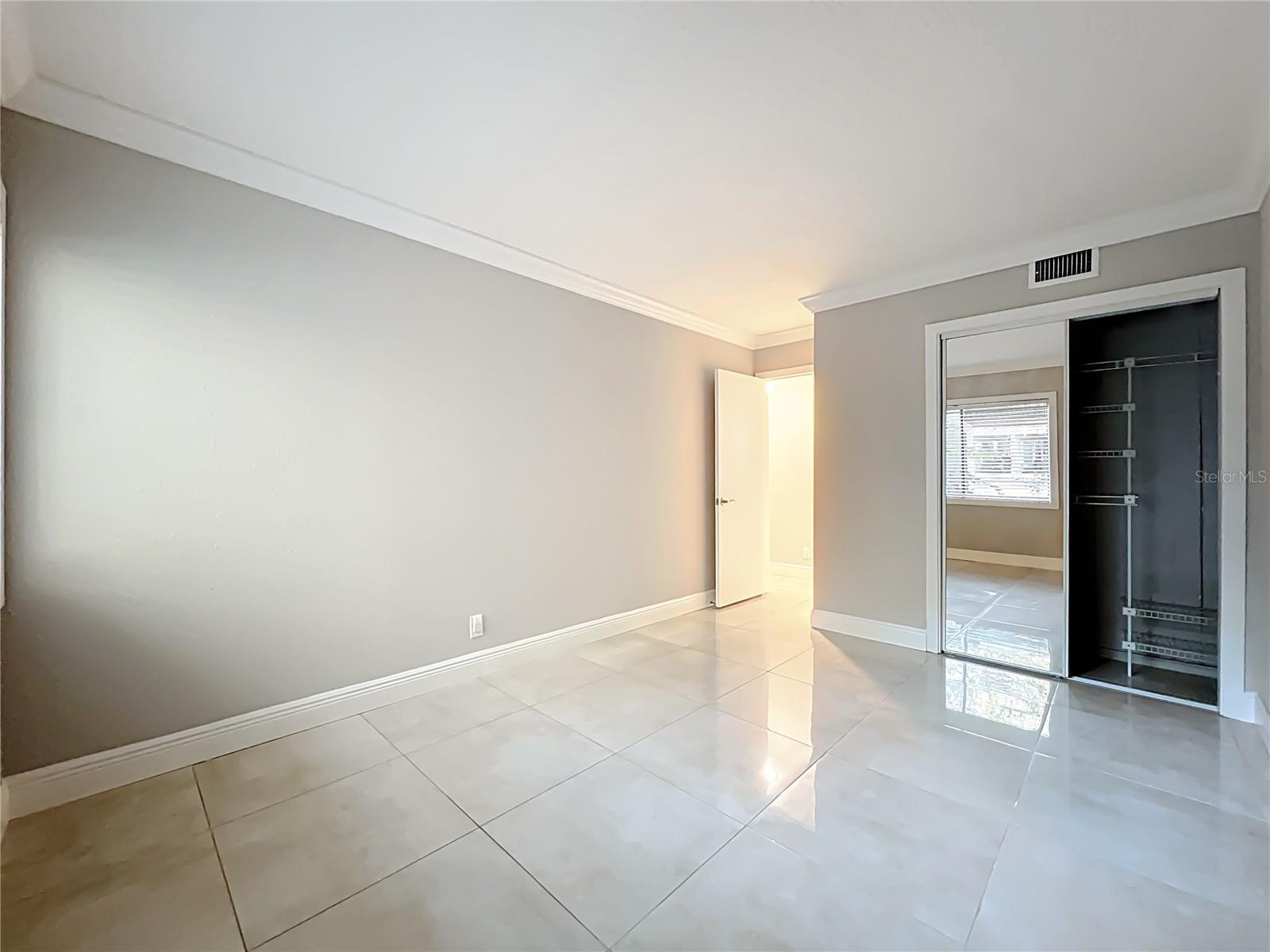 Image 36 of 68 For 117 Crown Oaks Way 117