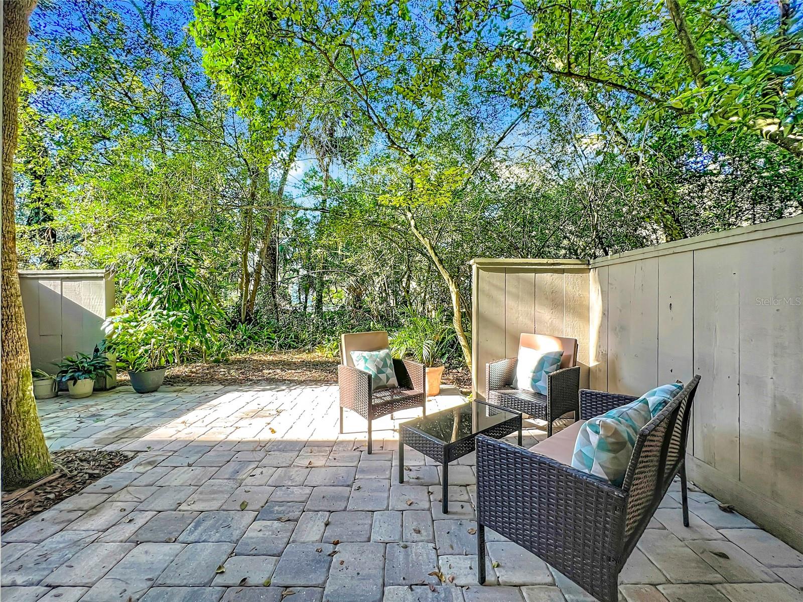 Image 43 of 68 For 117 Crown Oaks Way 117