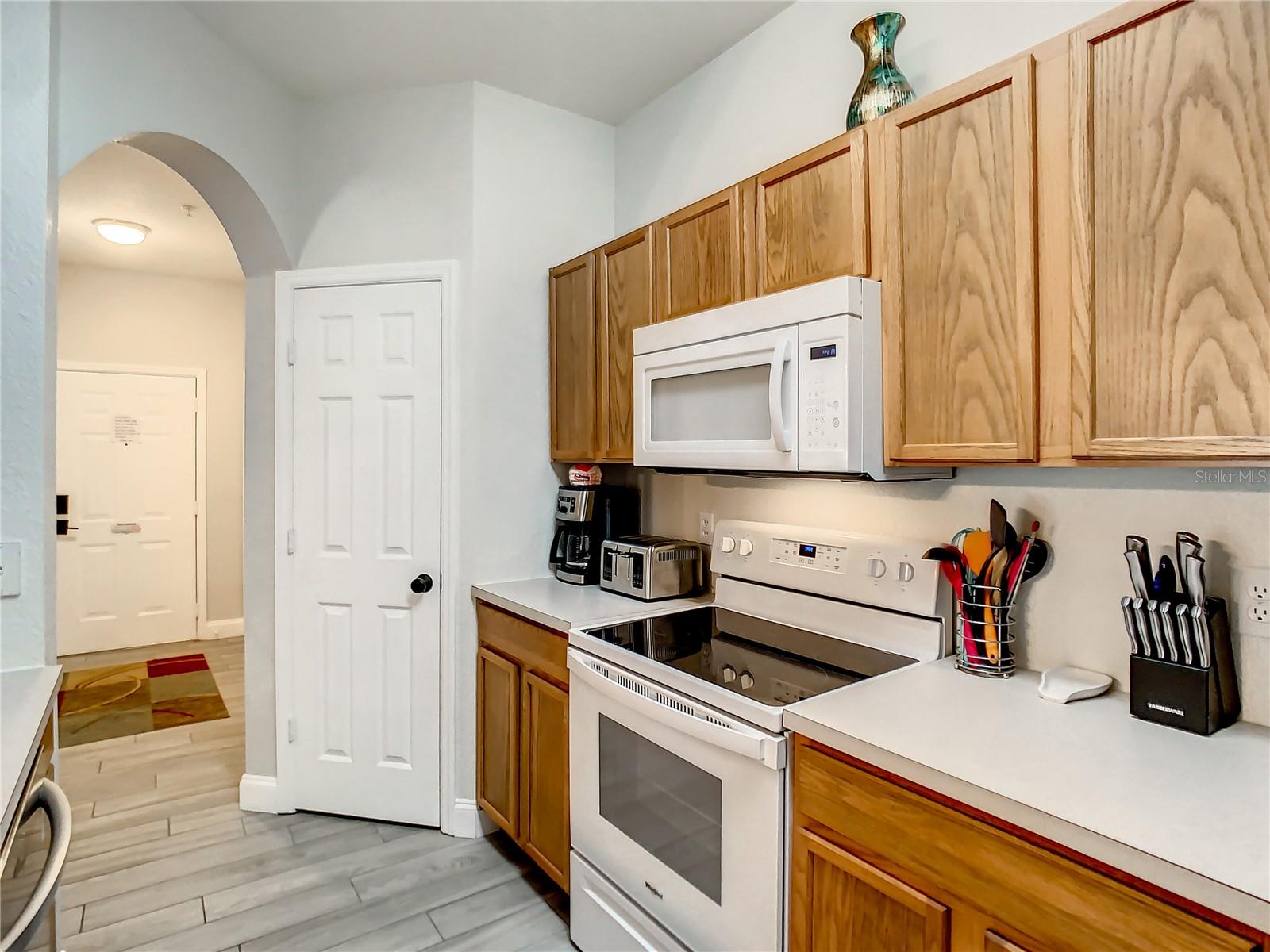 Image 7 of 79 For 7664 Comrow Street 101