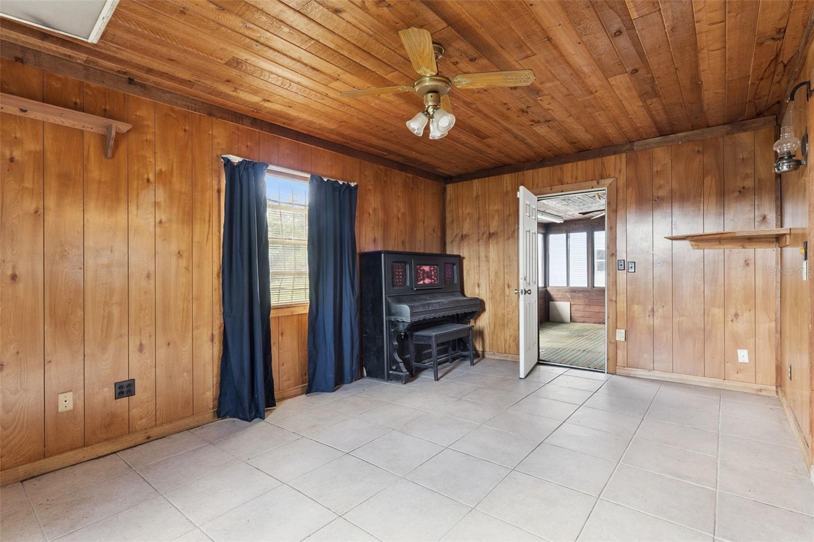 Image 10 of 20 For 1206 Coletta Drive