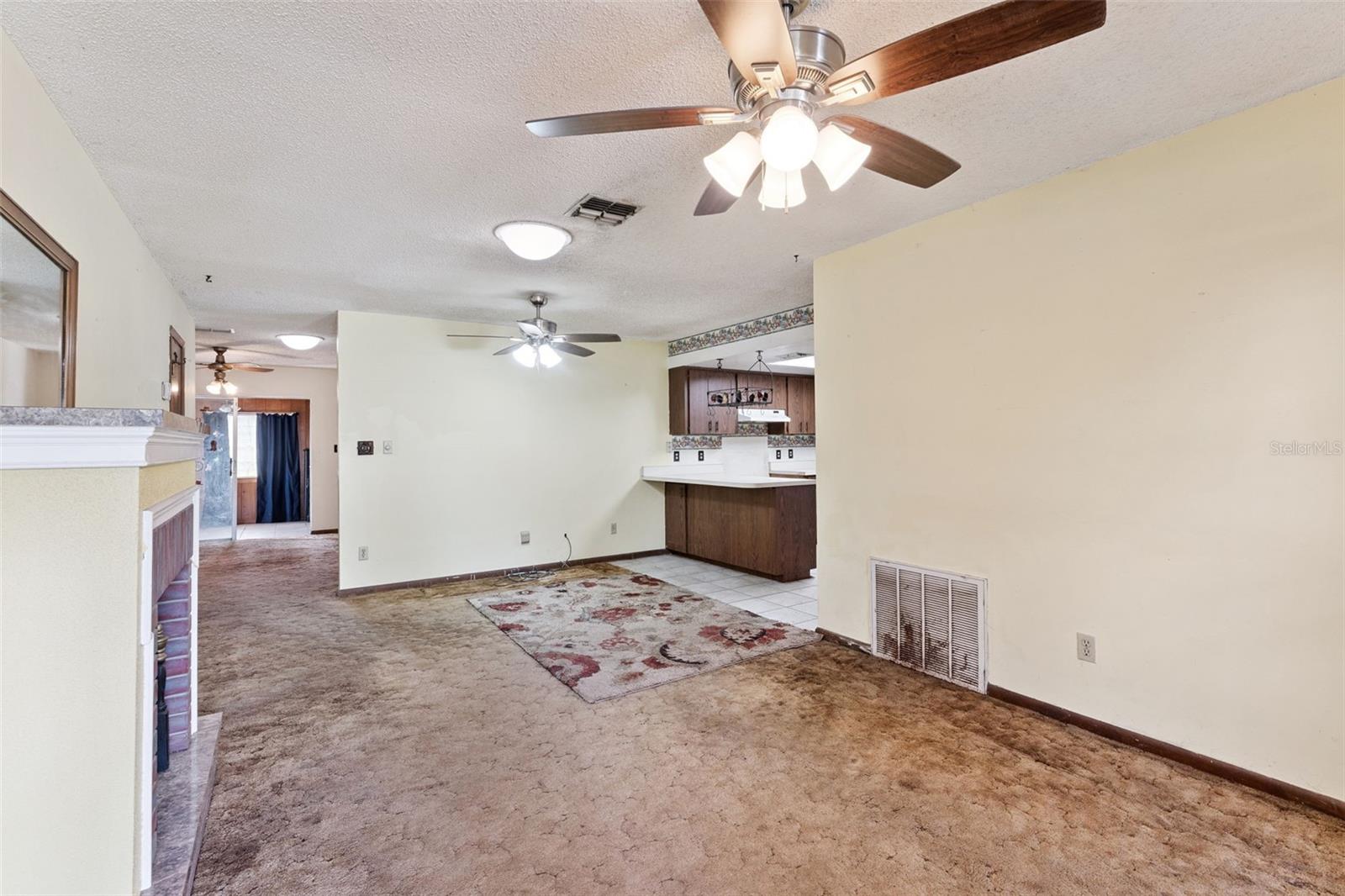 Image 4 of 20 For 1206 Coletta Drive