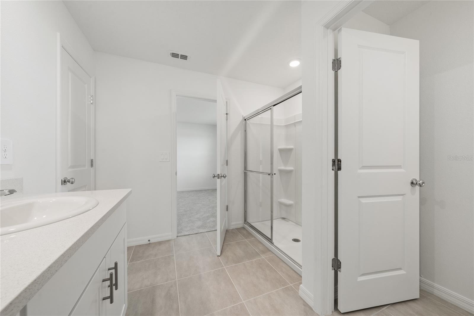 Image 29 of 32 For 4731 Yellow Elder Way