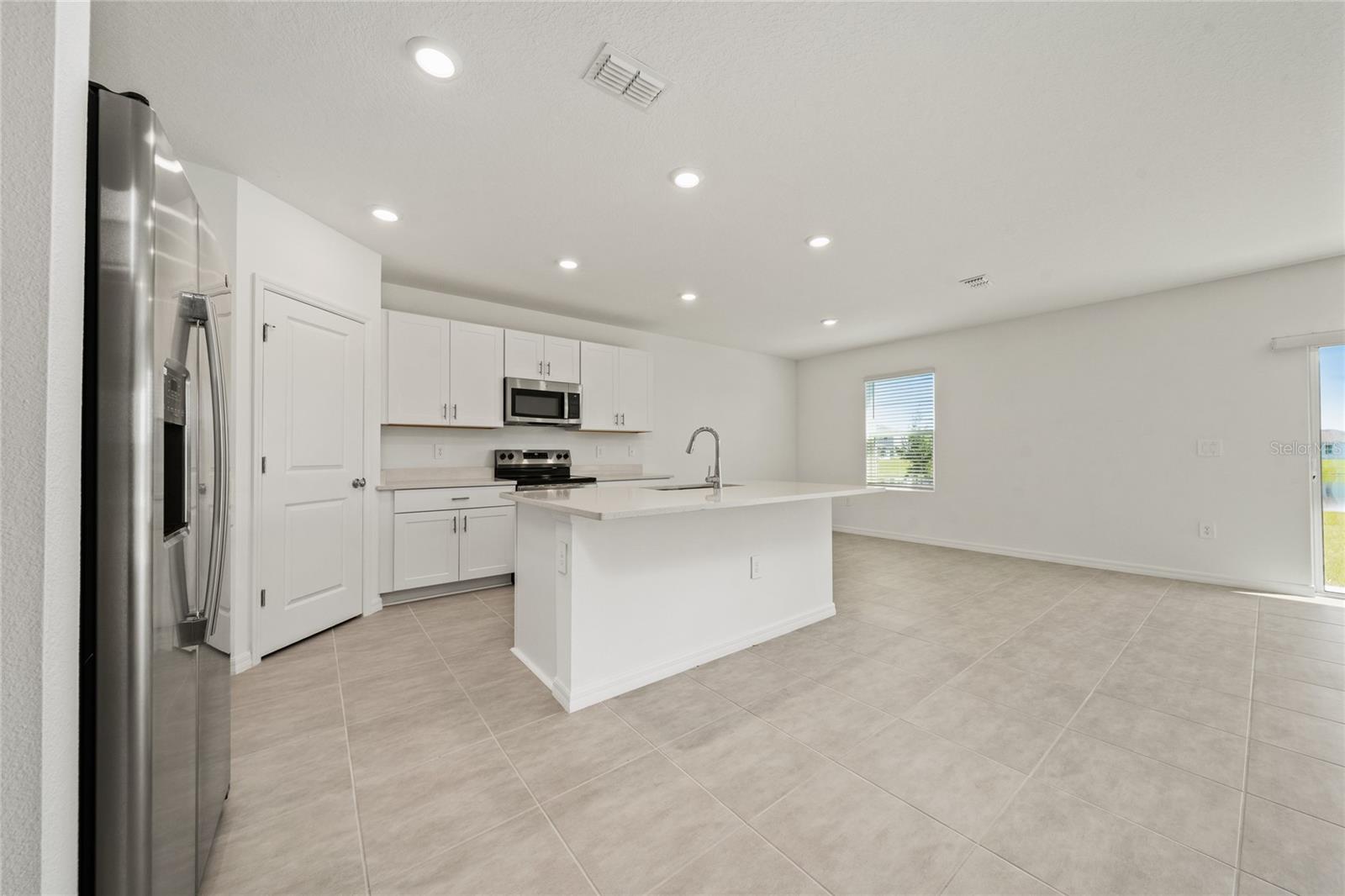 Image 9 of 32 For 4731 Yellow Elder Way