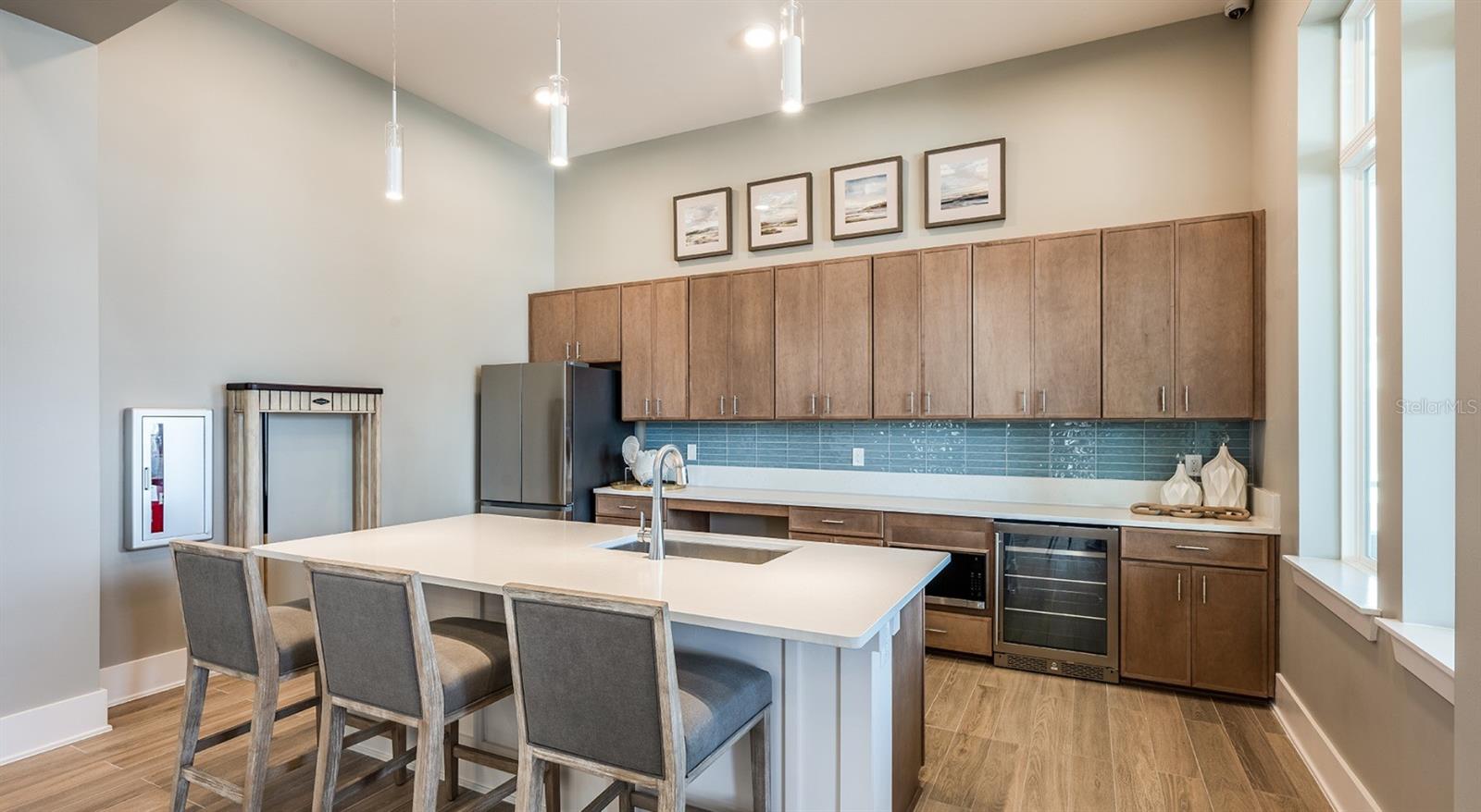 Image 16 of 50 For 8925 Livigno Way A2