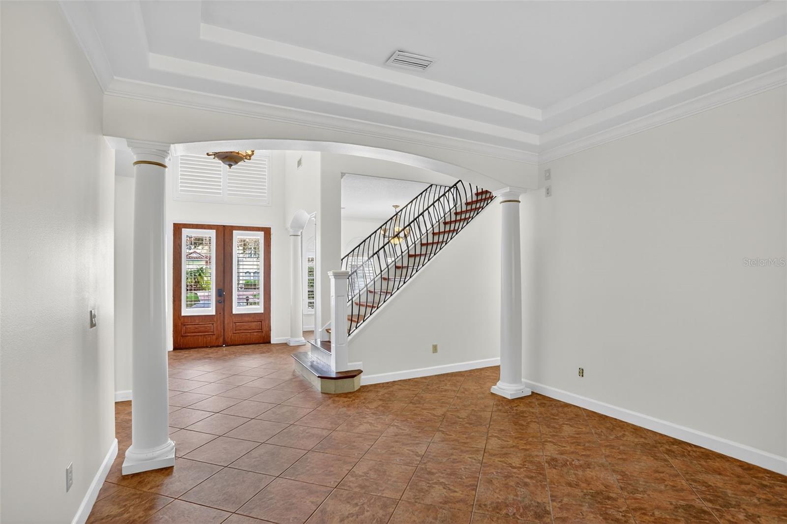 Image 12 of 87 For 2724 Northampton Avenue