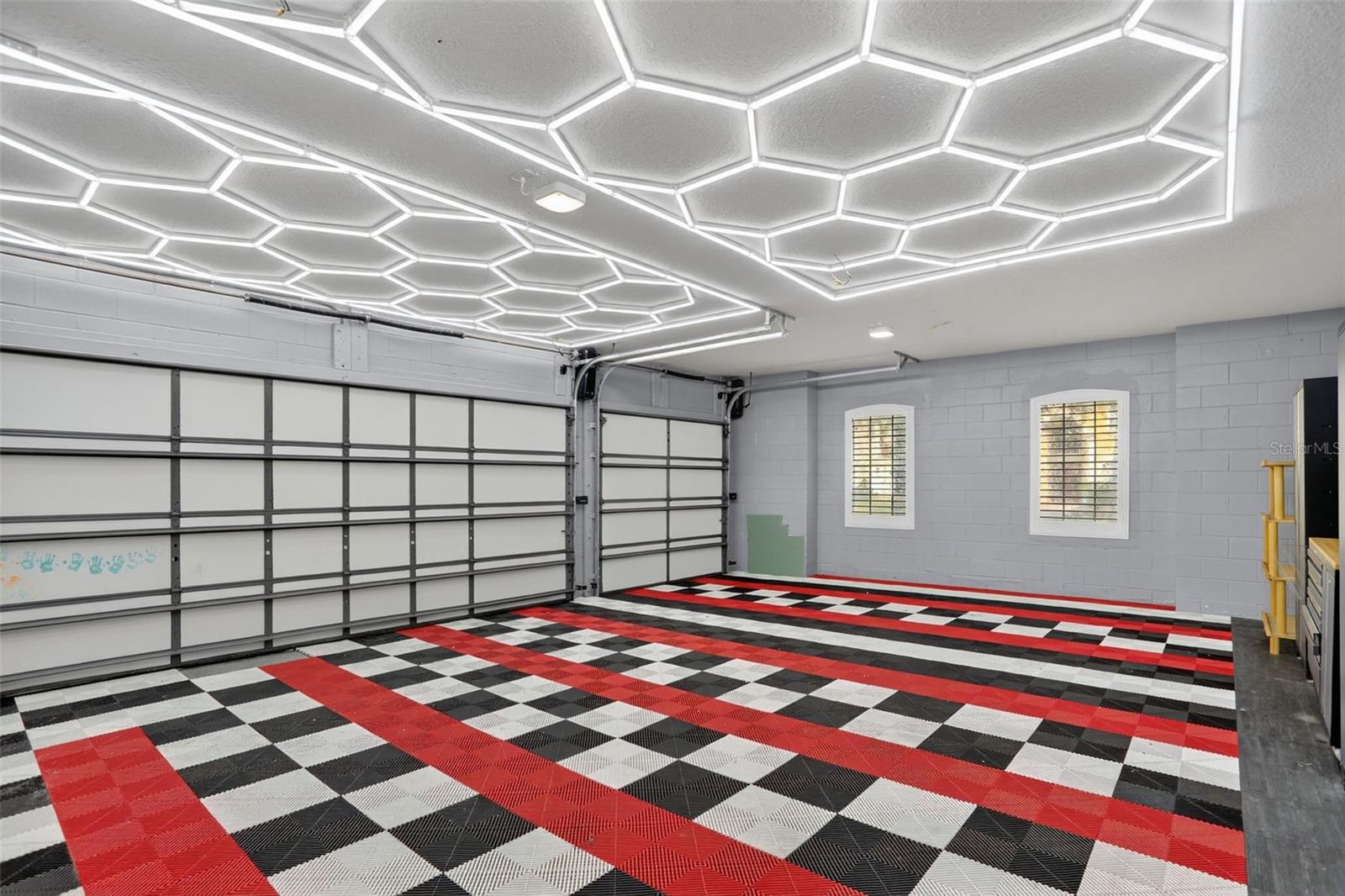 Image 22 of 87 For 2724 Northampton Avenue