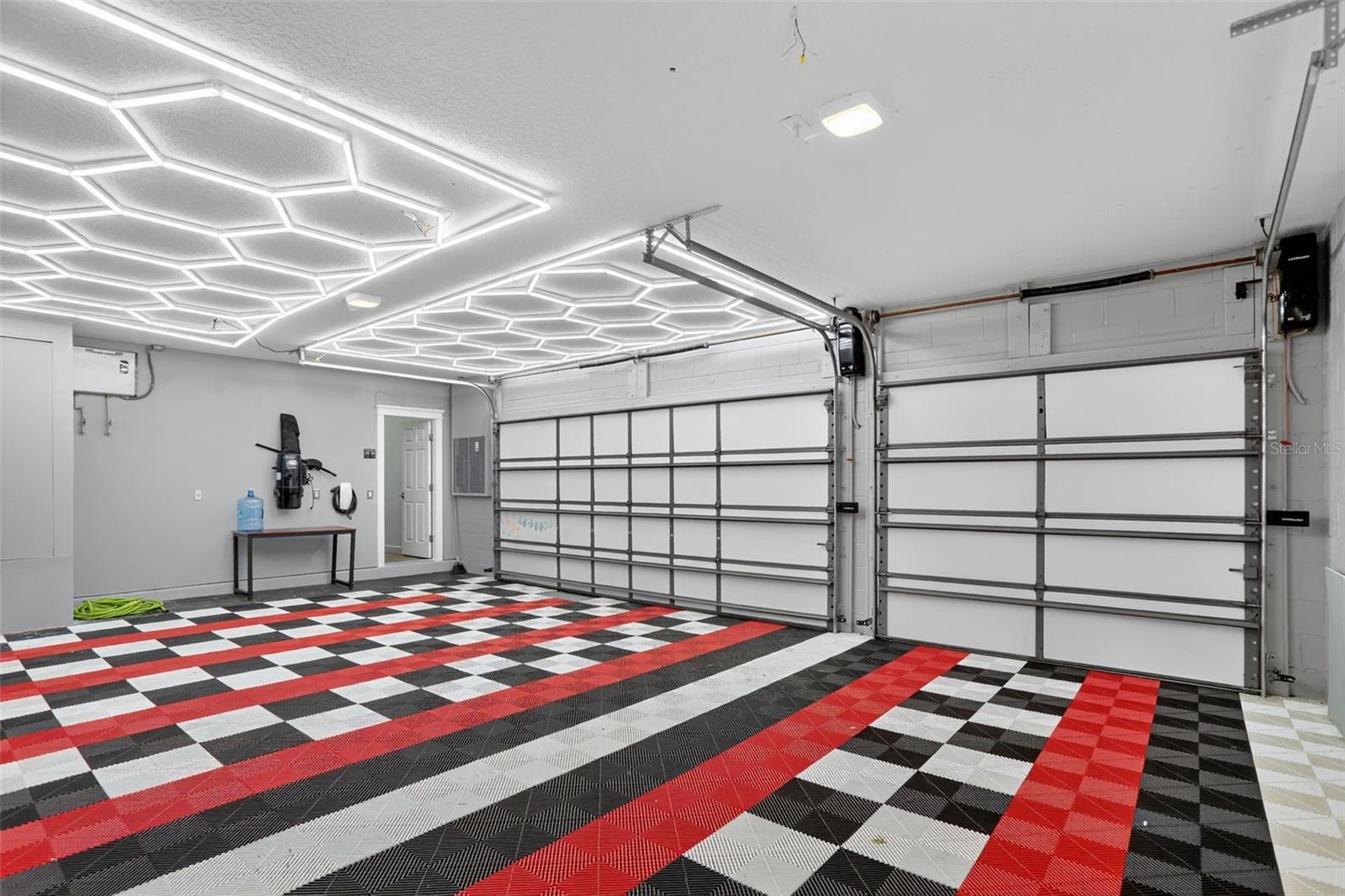 Image 23 of 87 For 2724 Northampton Avenue