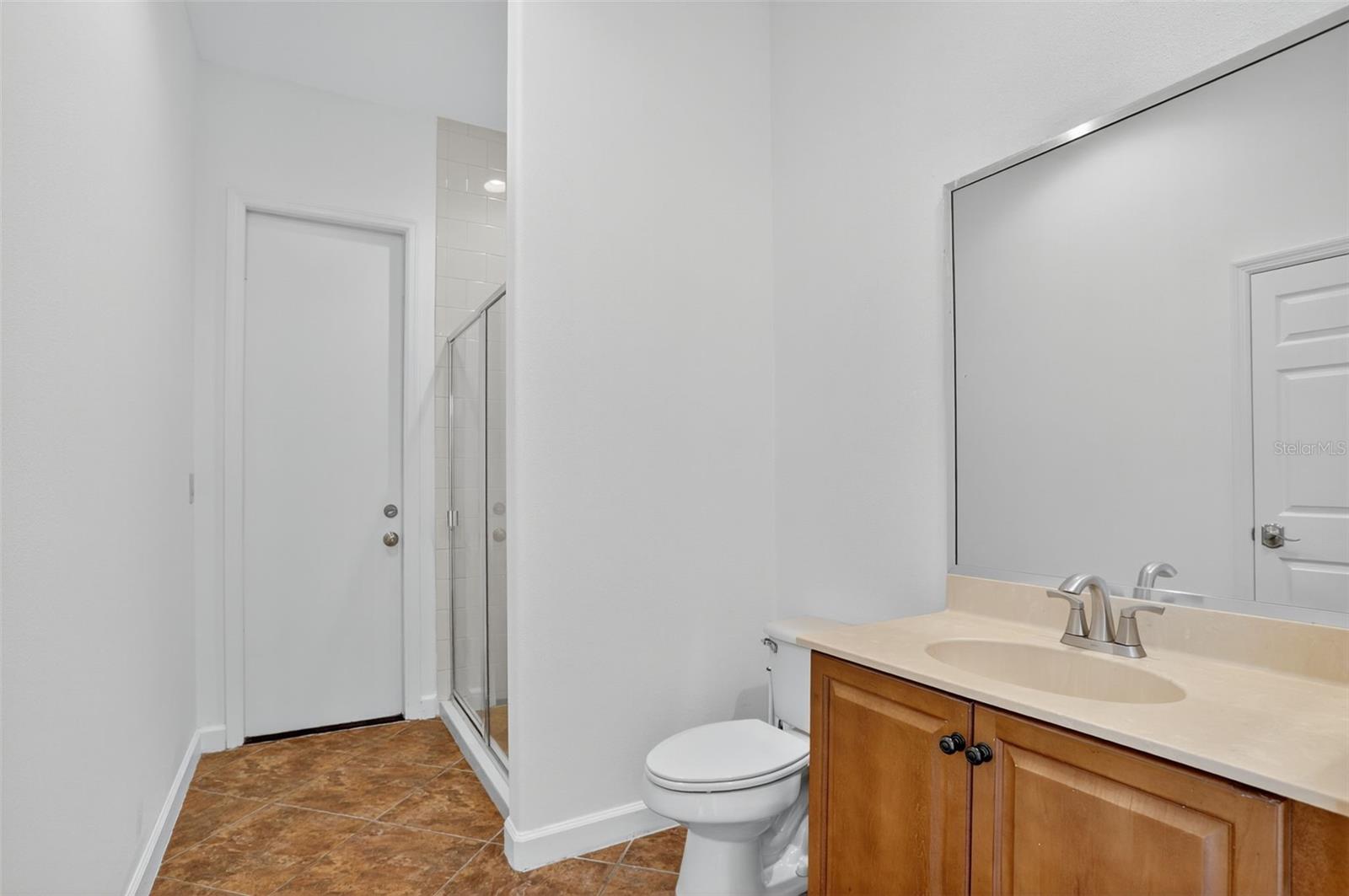 Image 27 of 87 For 2724 Northampton Avenue