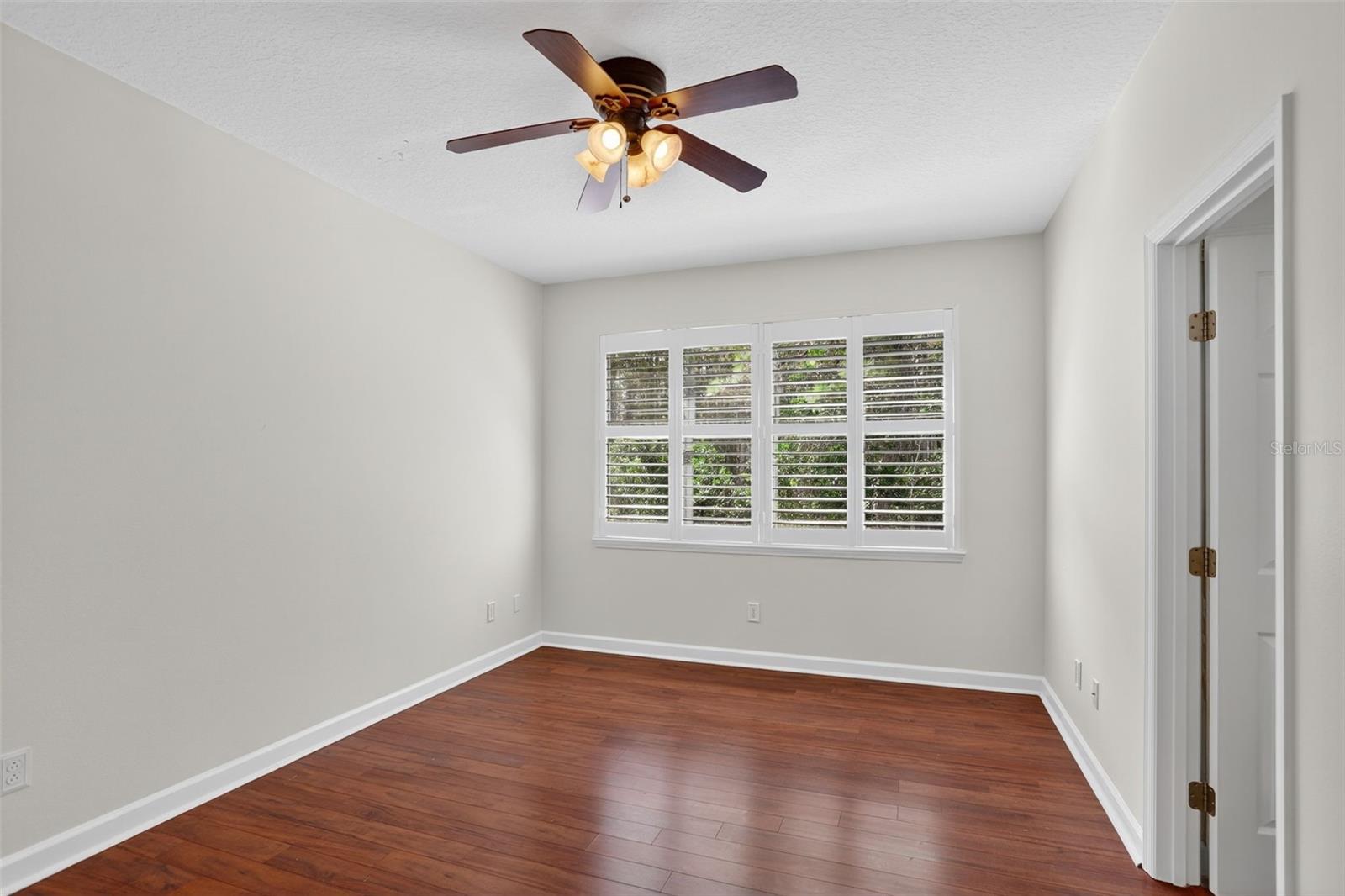 Image 47 of 87 For 2724 Northampton Avenue