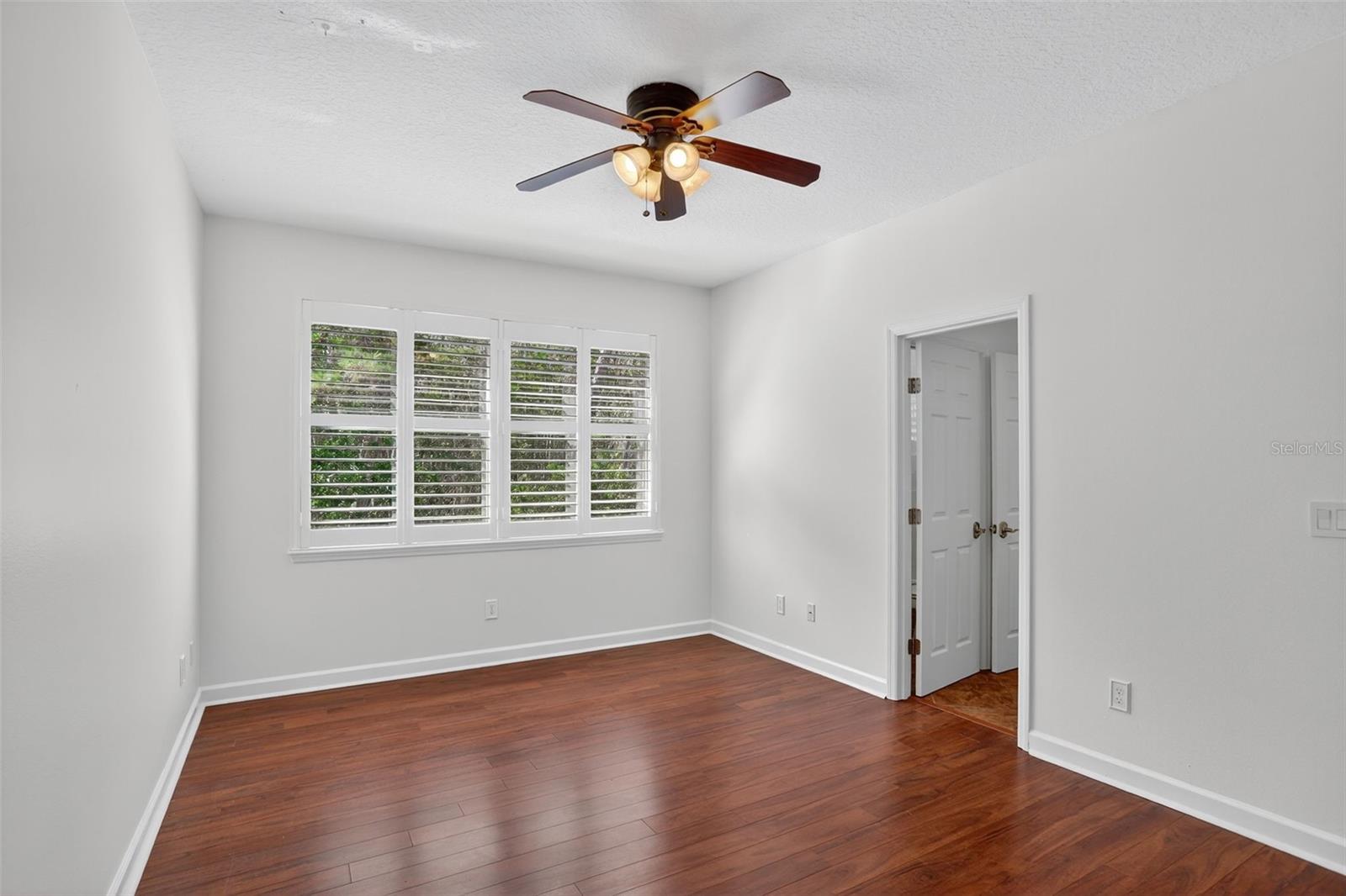 Image 48 of 87 For 2724 Northampton Avenue