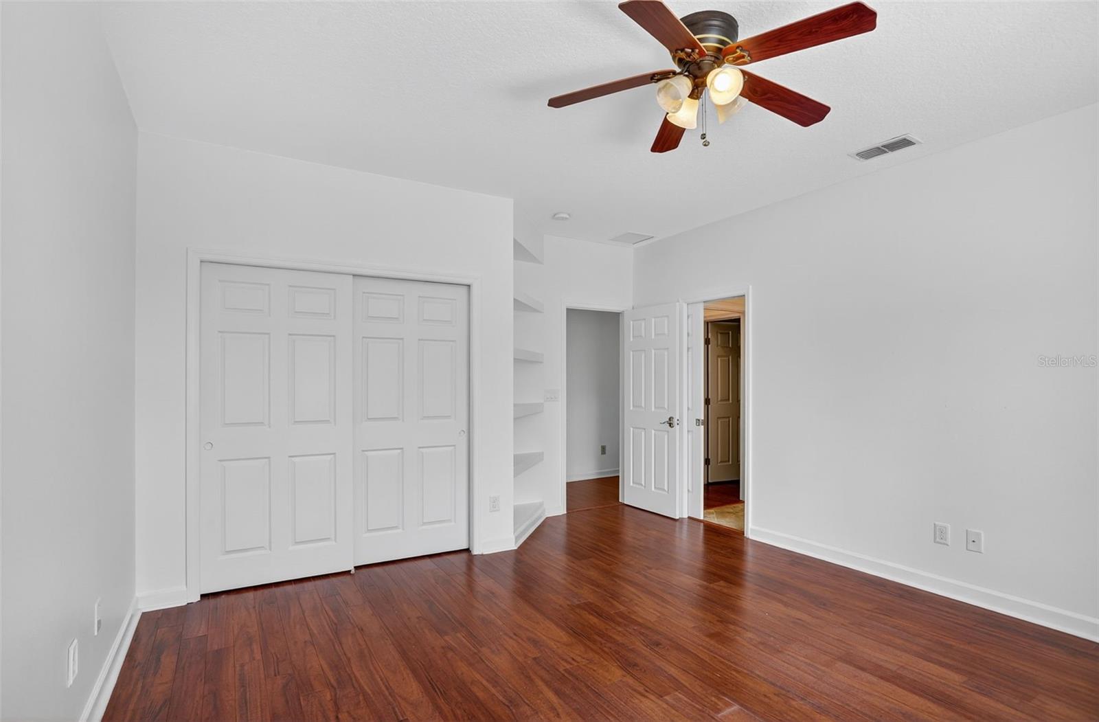 Image 52 of 87 For 2724 Northampton Avenue