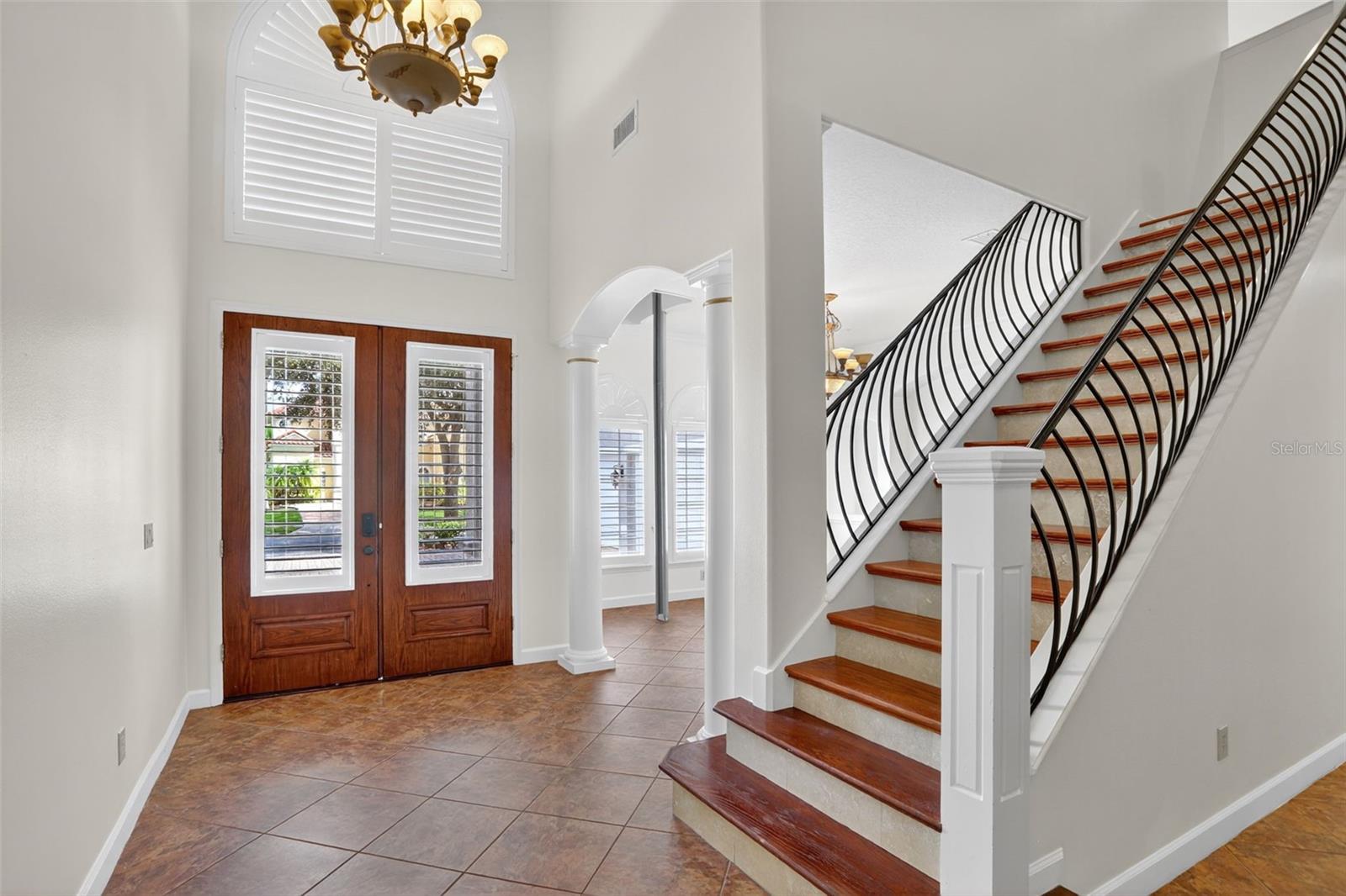 Image 6 of 87 For 2724 Northampton Avenue