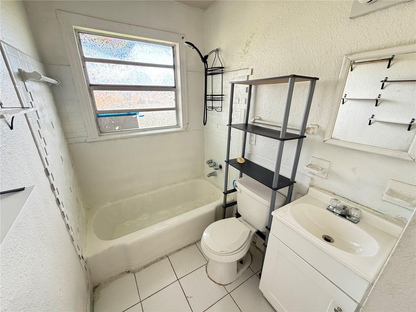 Image 14 of 14 For 353 Pearlwood Street