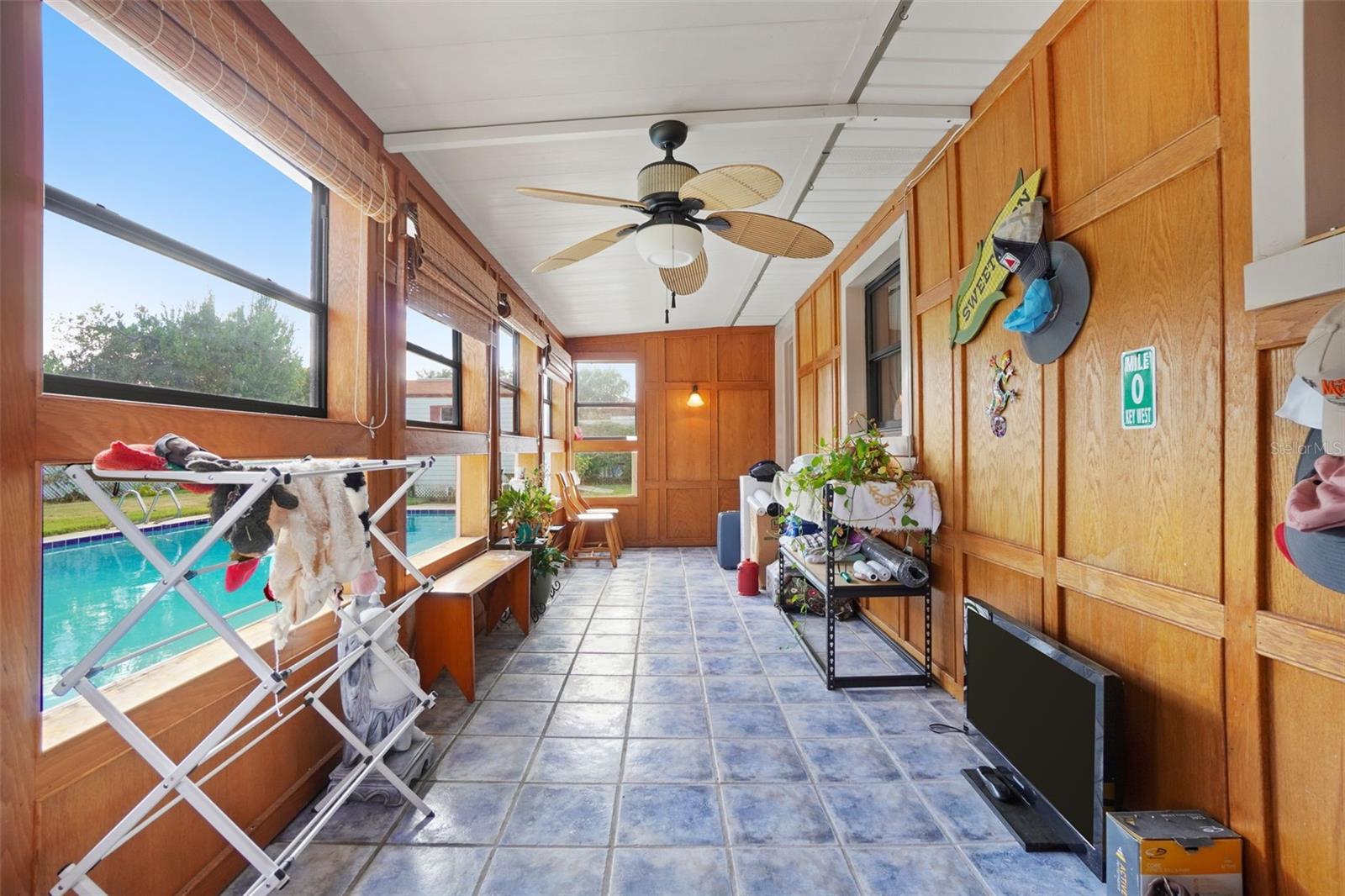 Image 21 of 34 For 851 Wayman Street