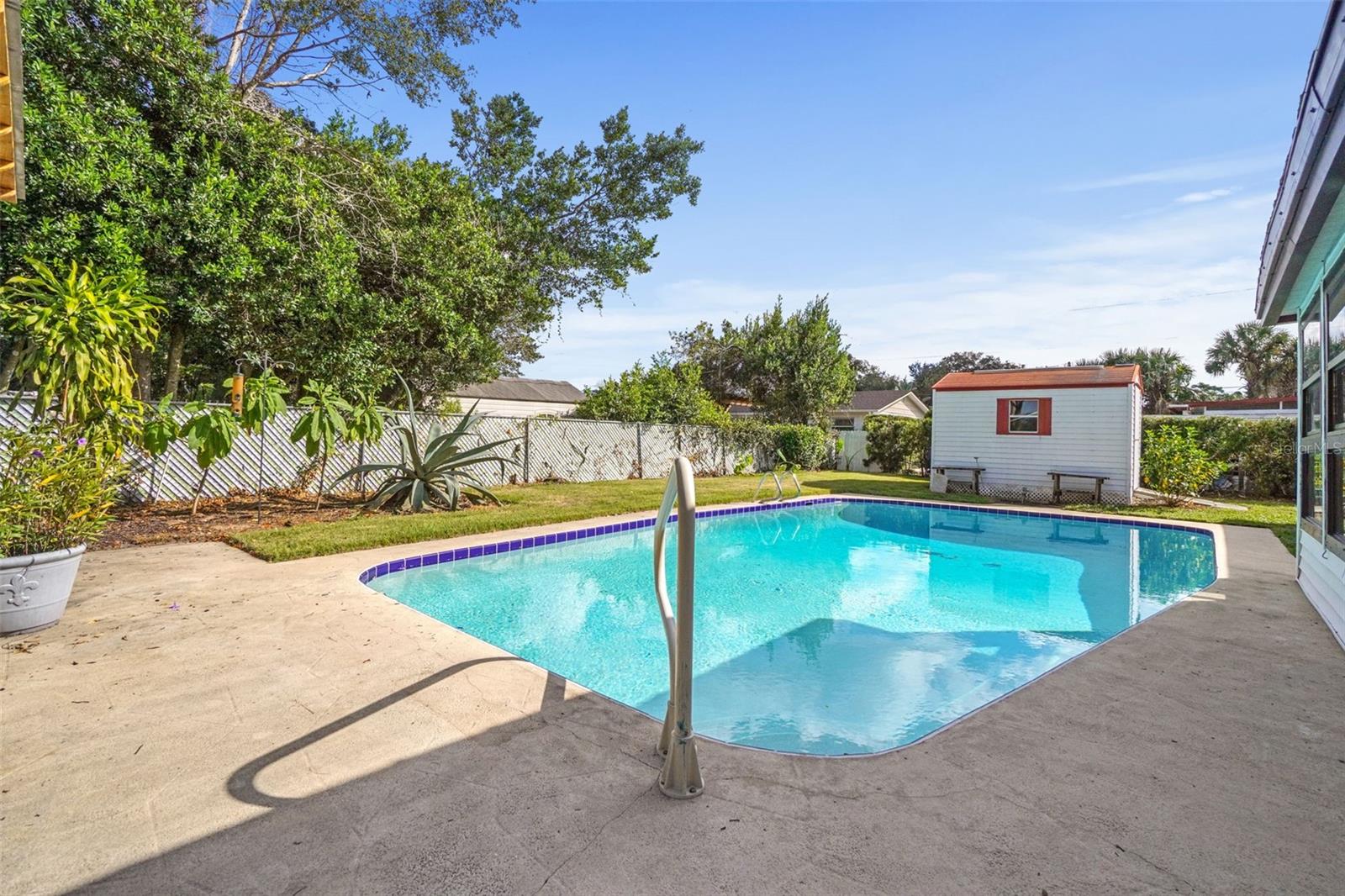 Image 24 of 34 For 851 Wayman Street