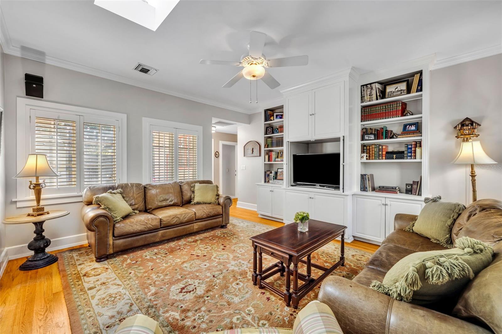 Image 21 of 50 For 1230 Golden Lane