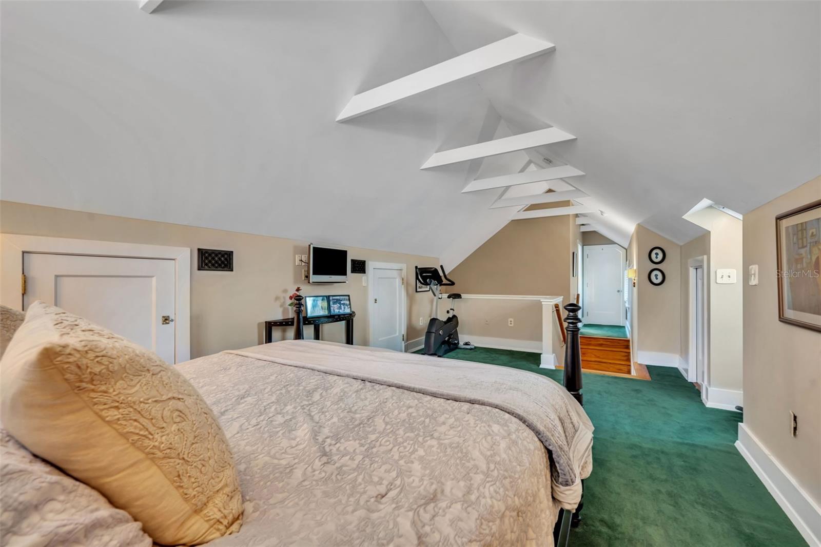 Image 28 of 50 For 1230 Golden Lane