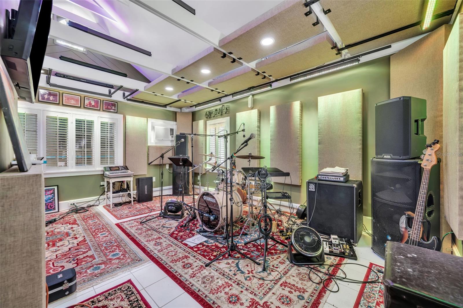 Image 41 of 50 For 1230 Golden Lane