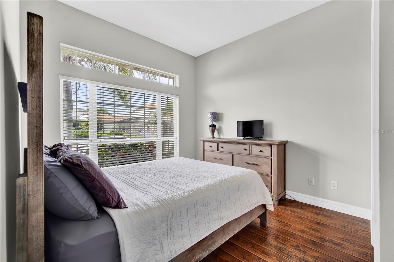 Image 24 of 39 For 535 Downing Circle