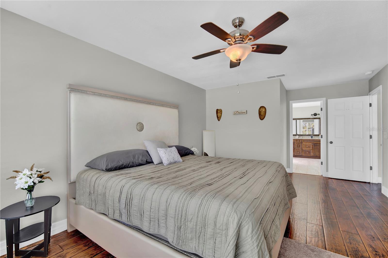 Image 7 of 39 For 535 Downing Circle