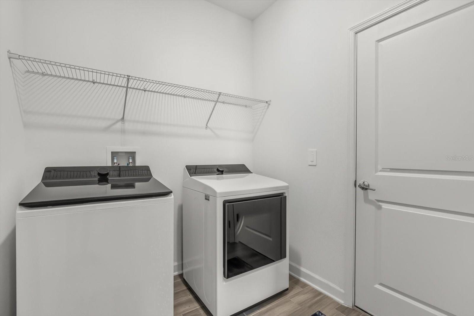 Image 24 of 37 For 1845 Perch Hammock Loop