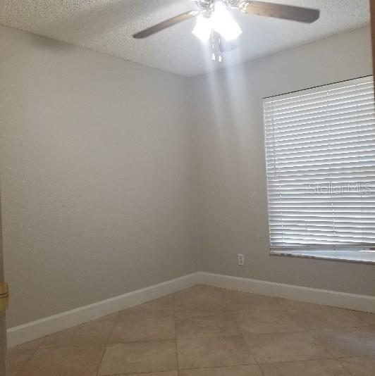 Image 13 of 18 For 3359 Hillmont Circle