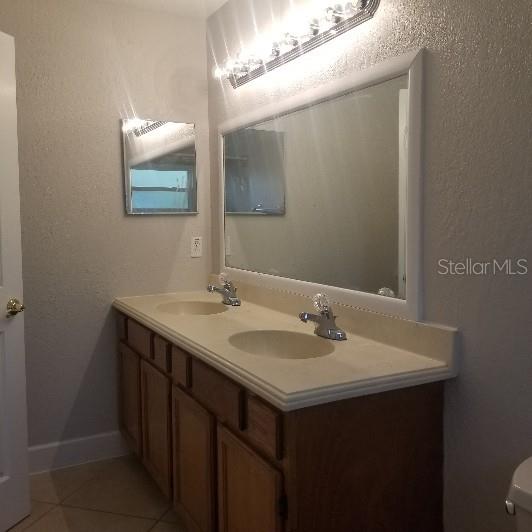 Image 15 of 18 For 3359 Hillmont Circle