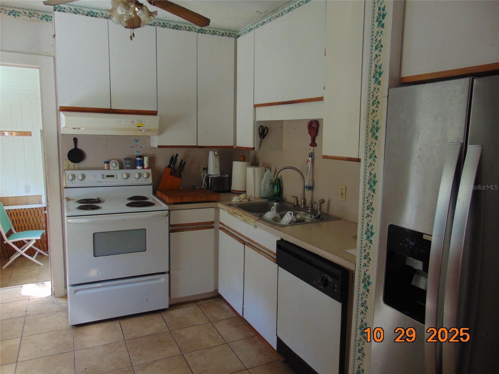 Image 4 of 13 For 884 20th Street