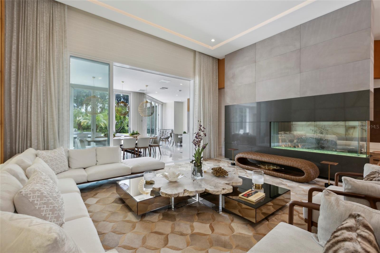 Image 26 of 76 For 6149 Grosvenor Shore Dr