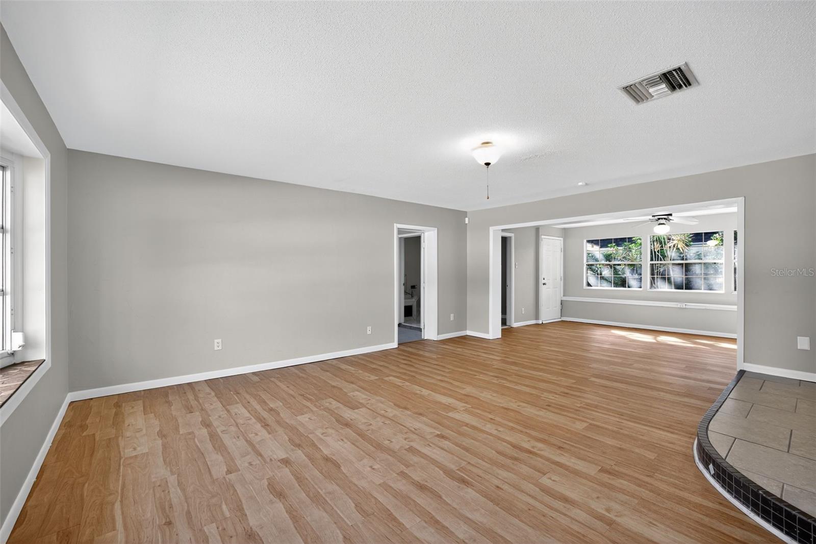 Image 16 of 36 For 3711 Pinellas Avenue