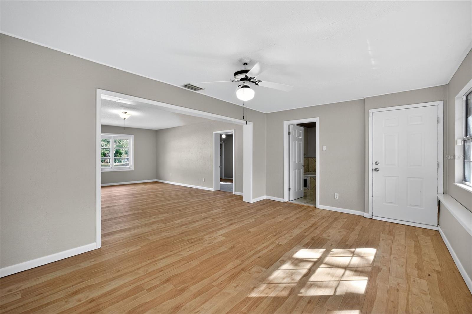 Image 17 of 36 For 3711 Pinellas Avenue