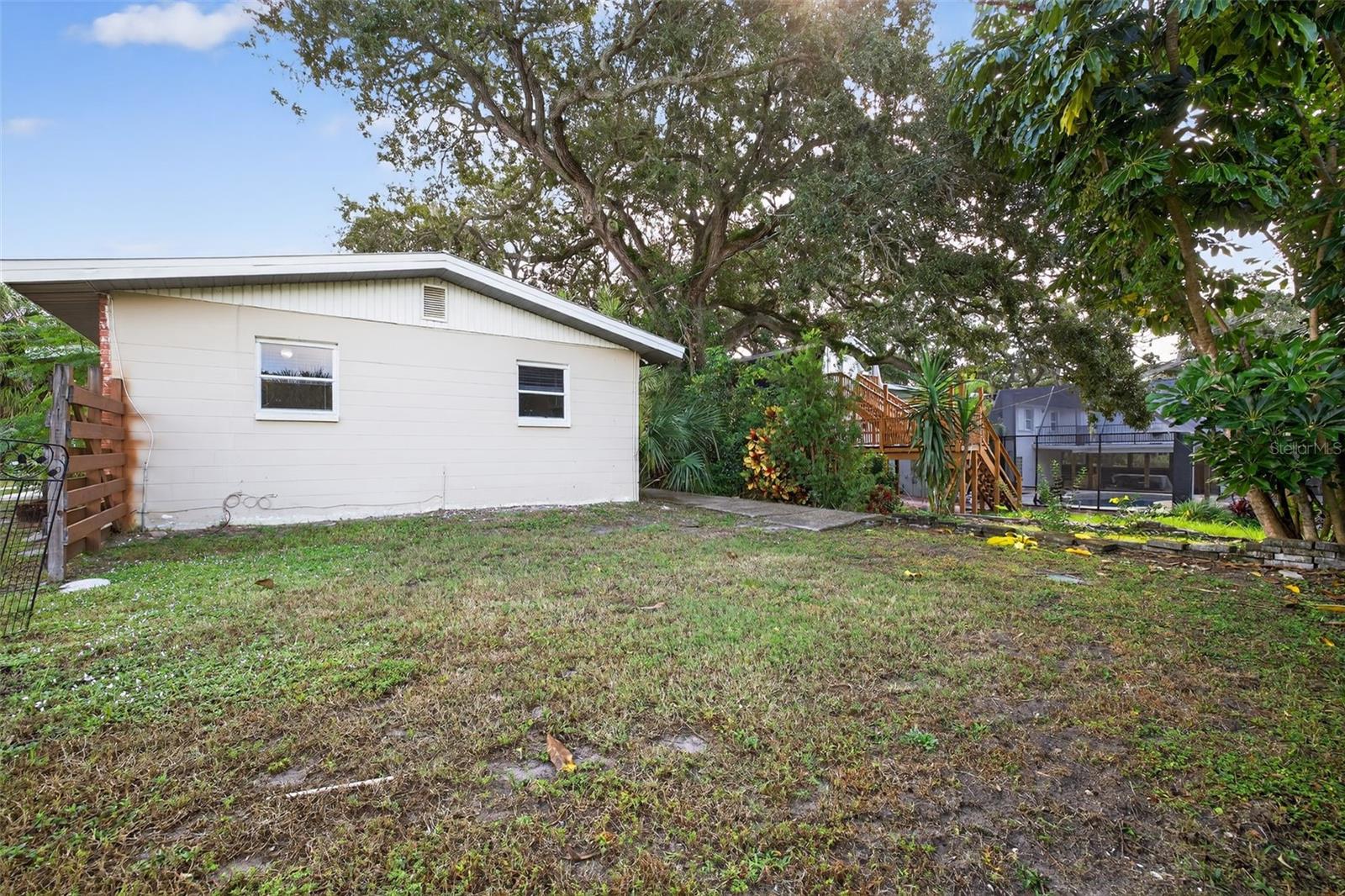 Image 8 of 36 For 3711 Pinellas Avenue