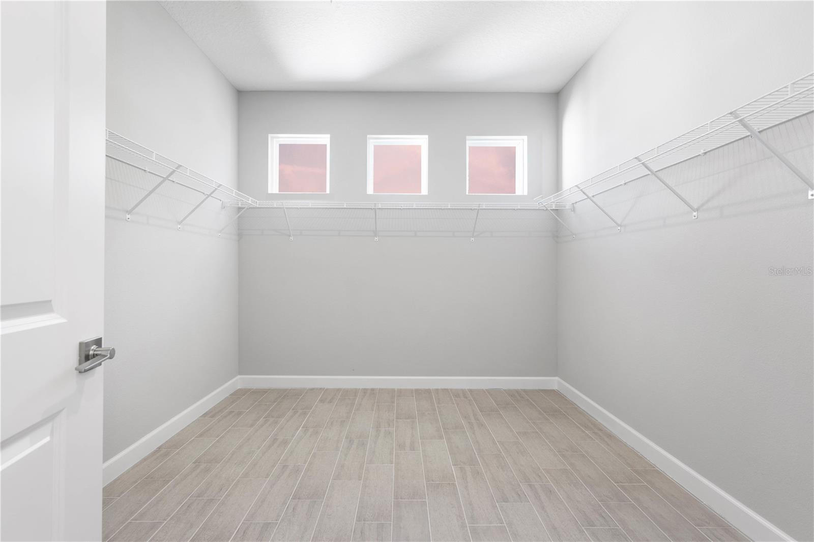 Image 17 of 26 For 17 Ferngate Lane