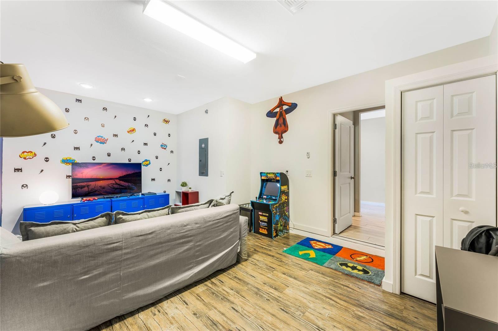 Image 14 of 32 For 4400 Le Reve Court