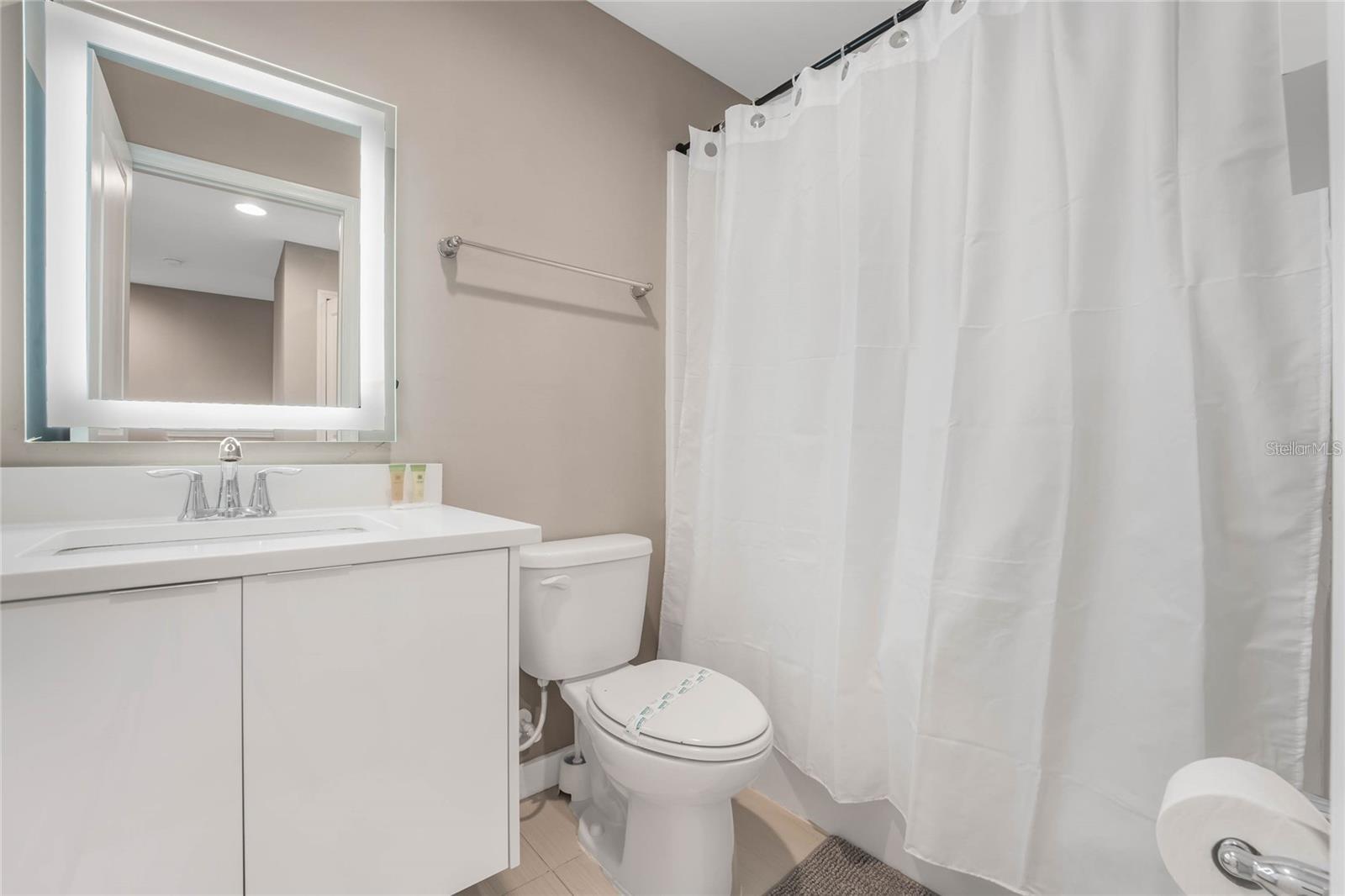 Image 19 of 32 For 4400 Le Reve Court