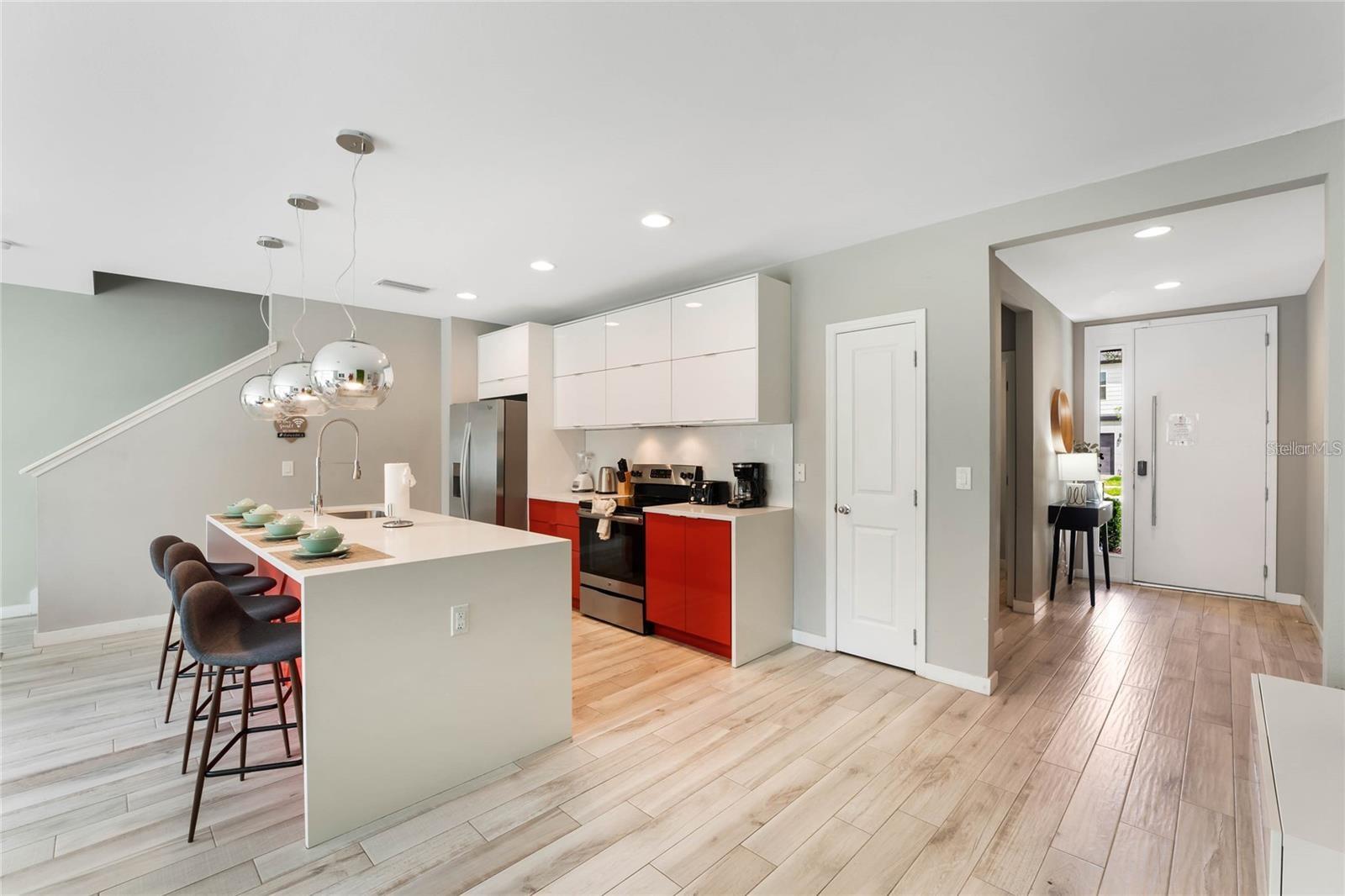 Image 4 of 32 For 4400 Le Reve Court