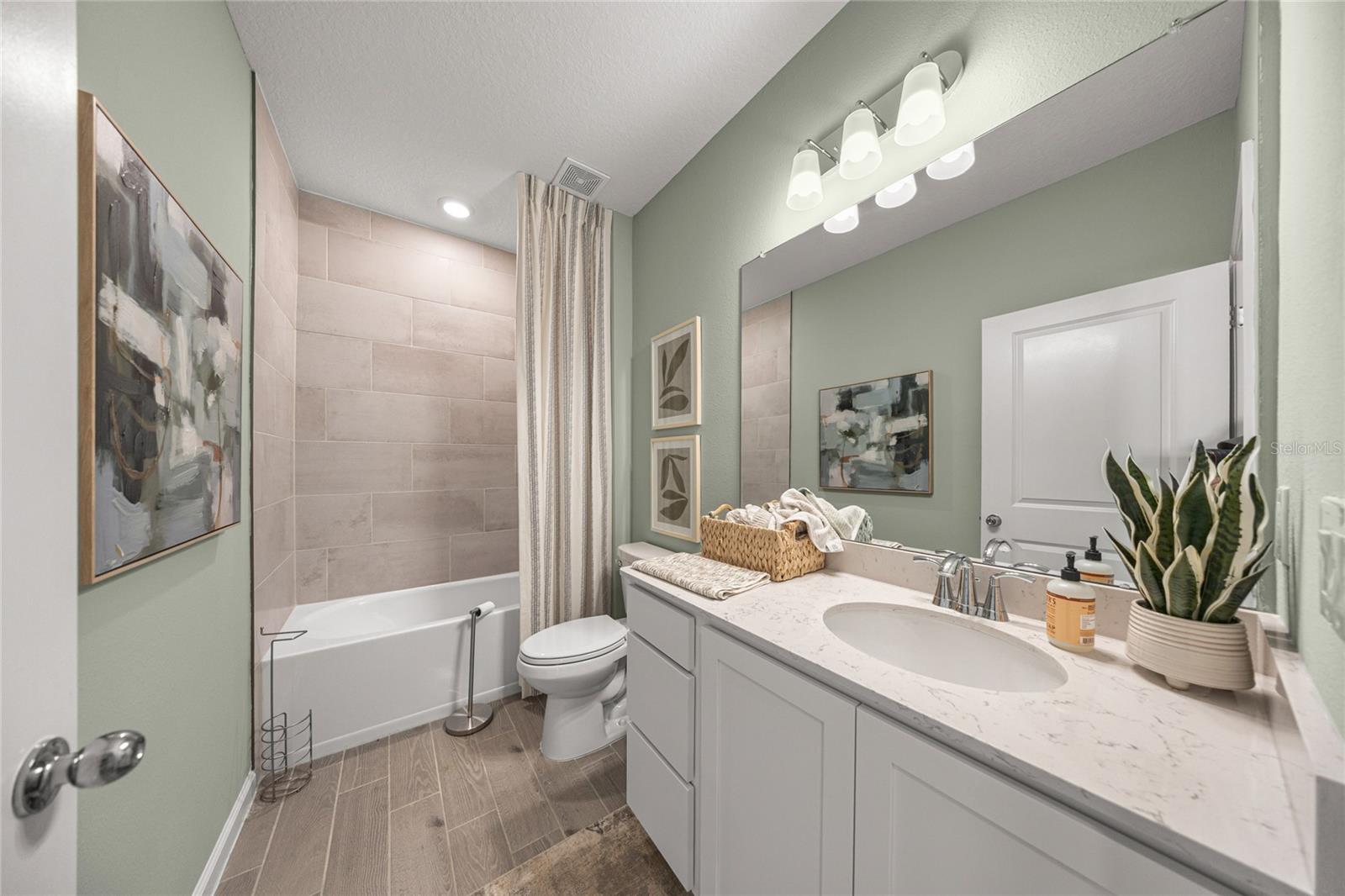 Image 13 of 26 For 8904 69th Terrace